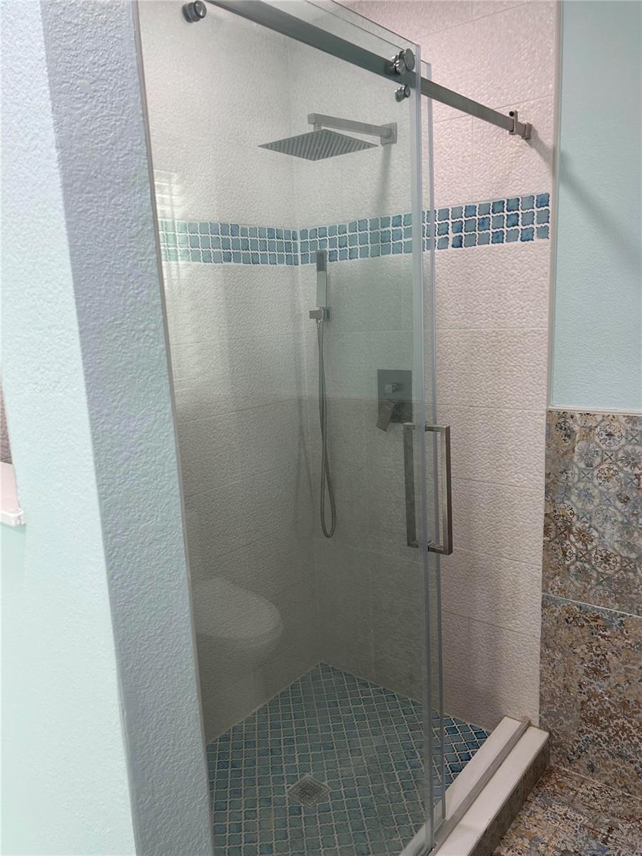 Image 13 of 29 For 717 Sunset Cove