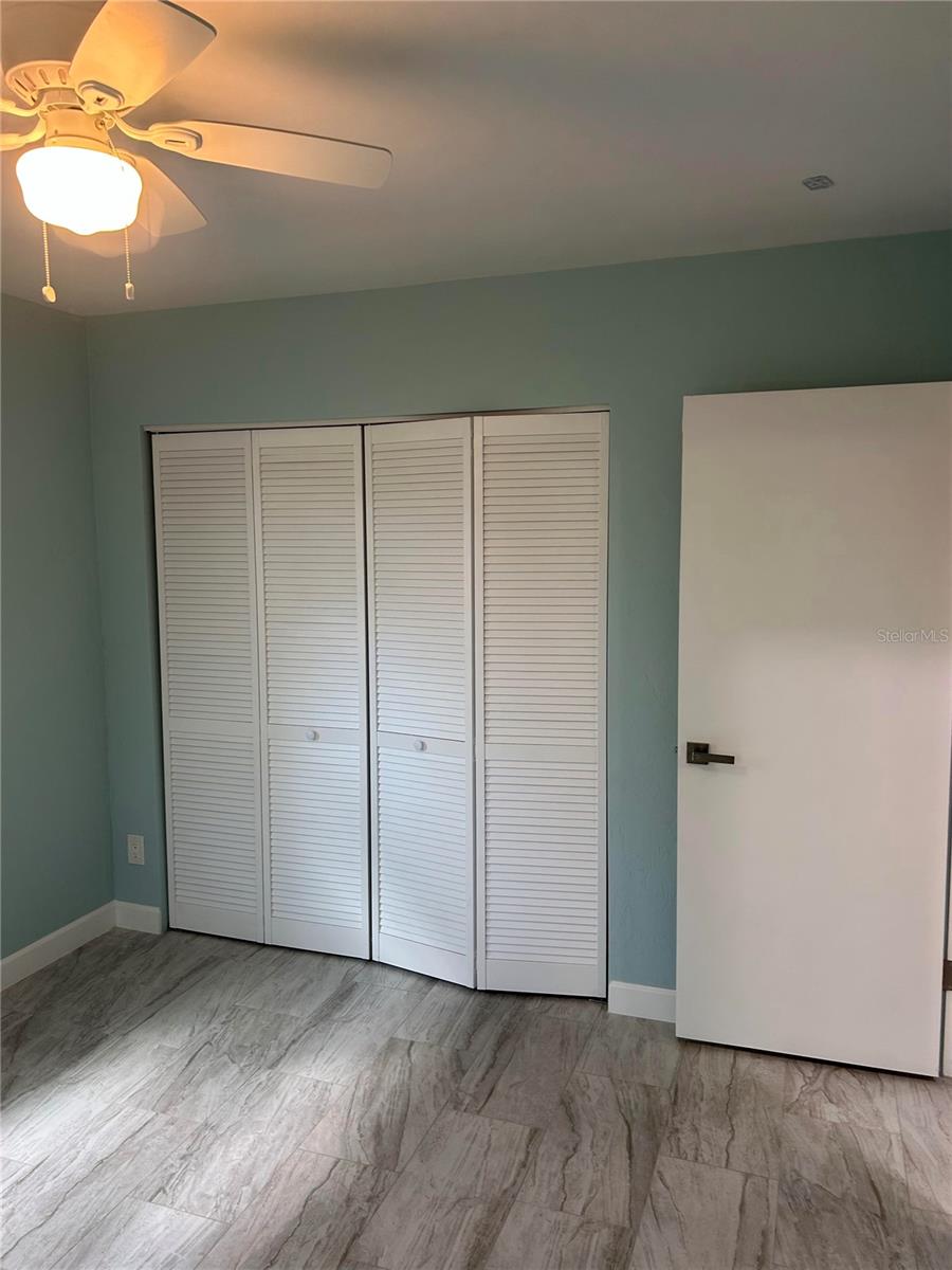 Image 17 of 29 For 717 Sunset Cove