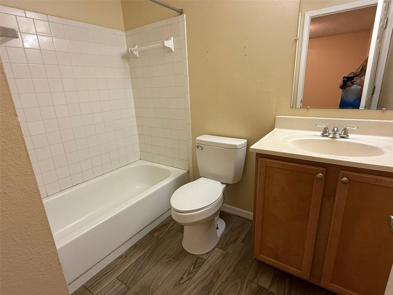 Image 15 of 29 For 221 Lake Brook Circle 203