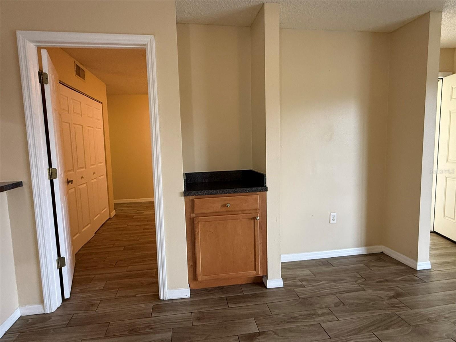 Image 28 of 29 For 221 Lake Brook Circle 203