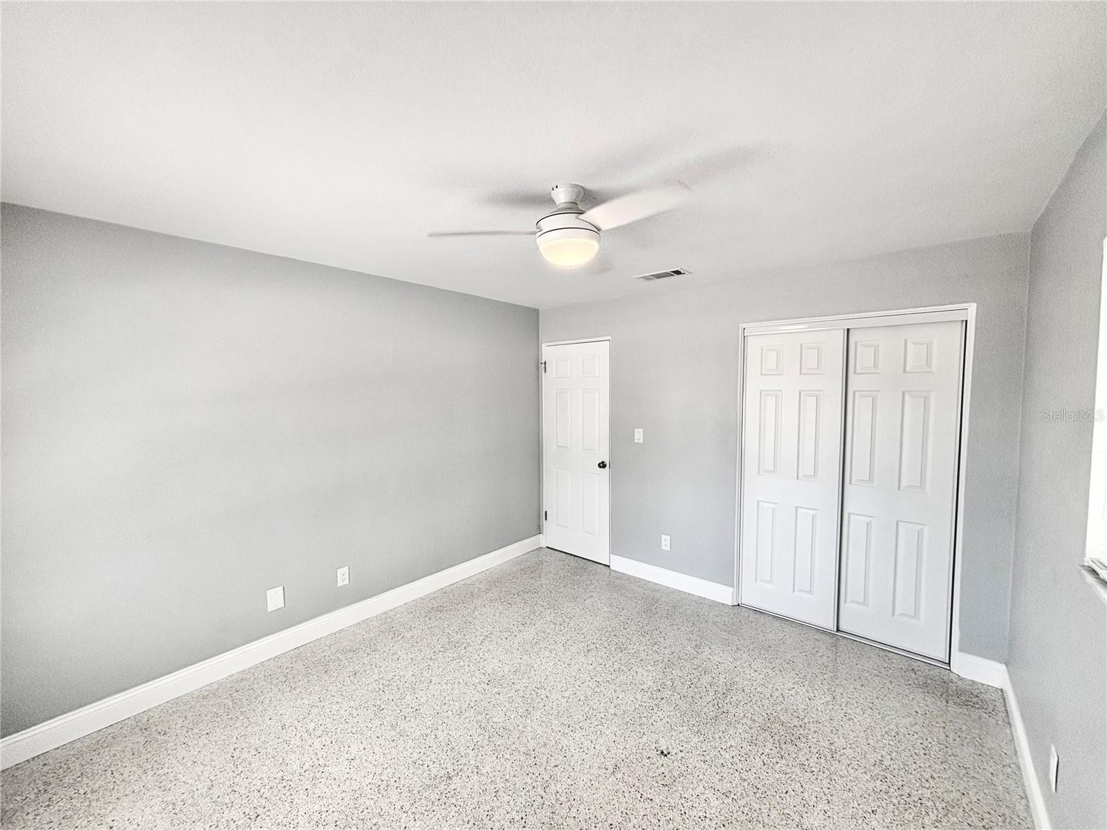 Image 12 of 18 For 2035 36th Avenue N