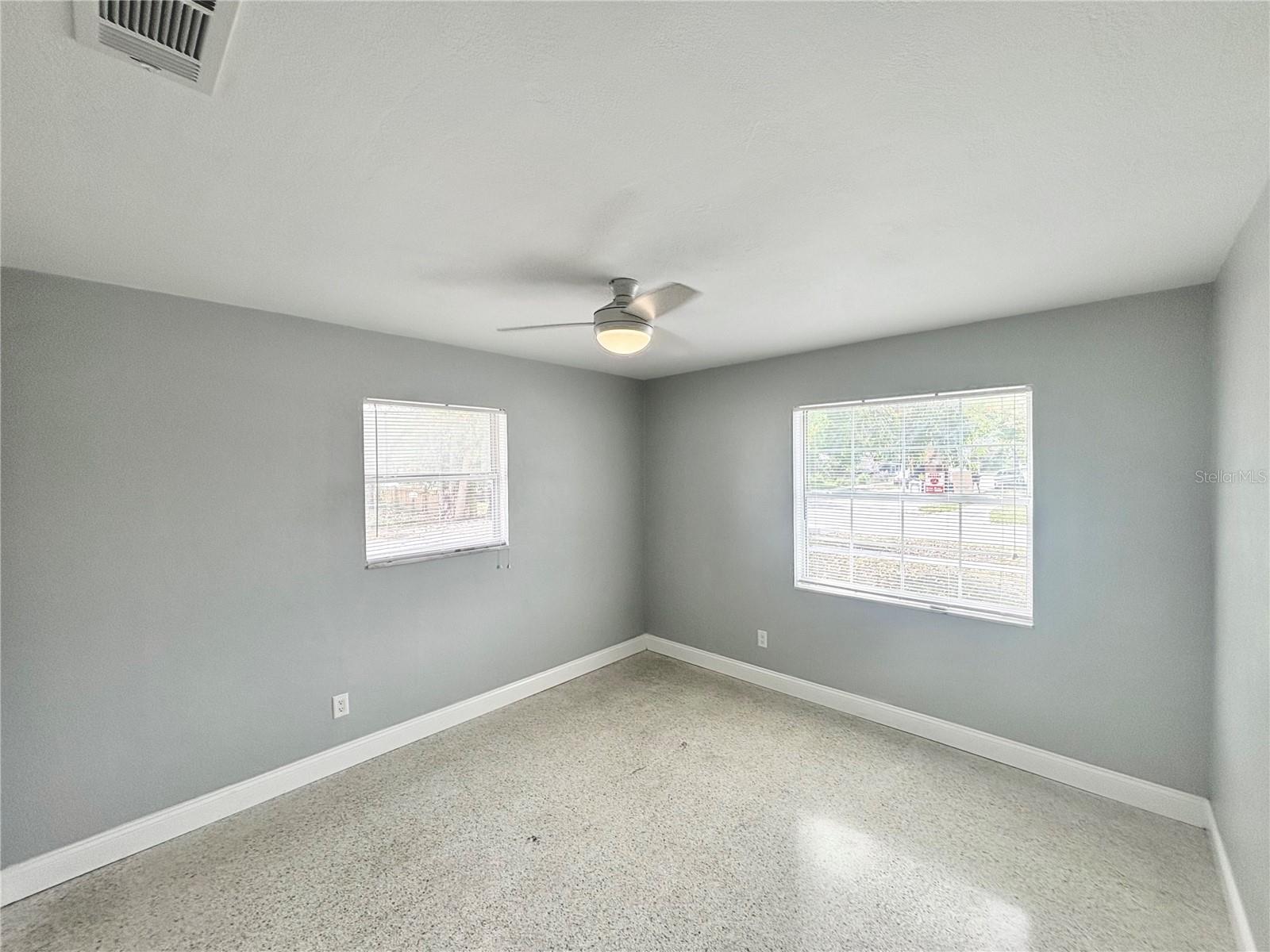 Image 13 of 18 For 2035 36th Avenue N