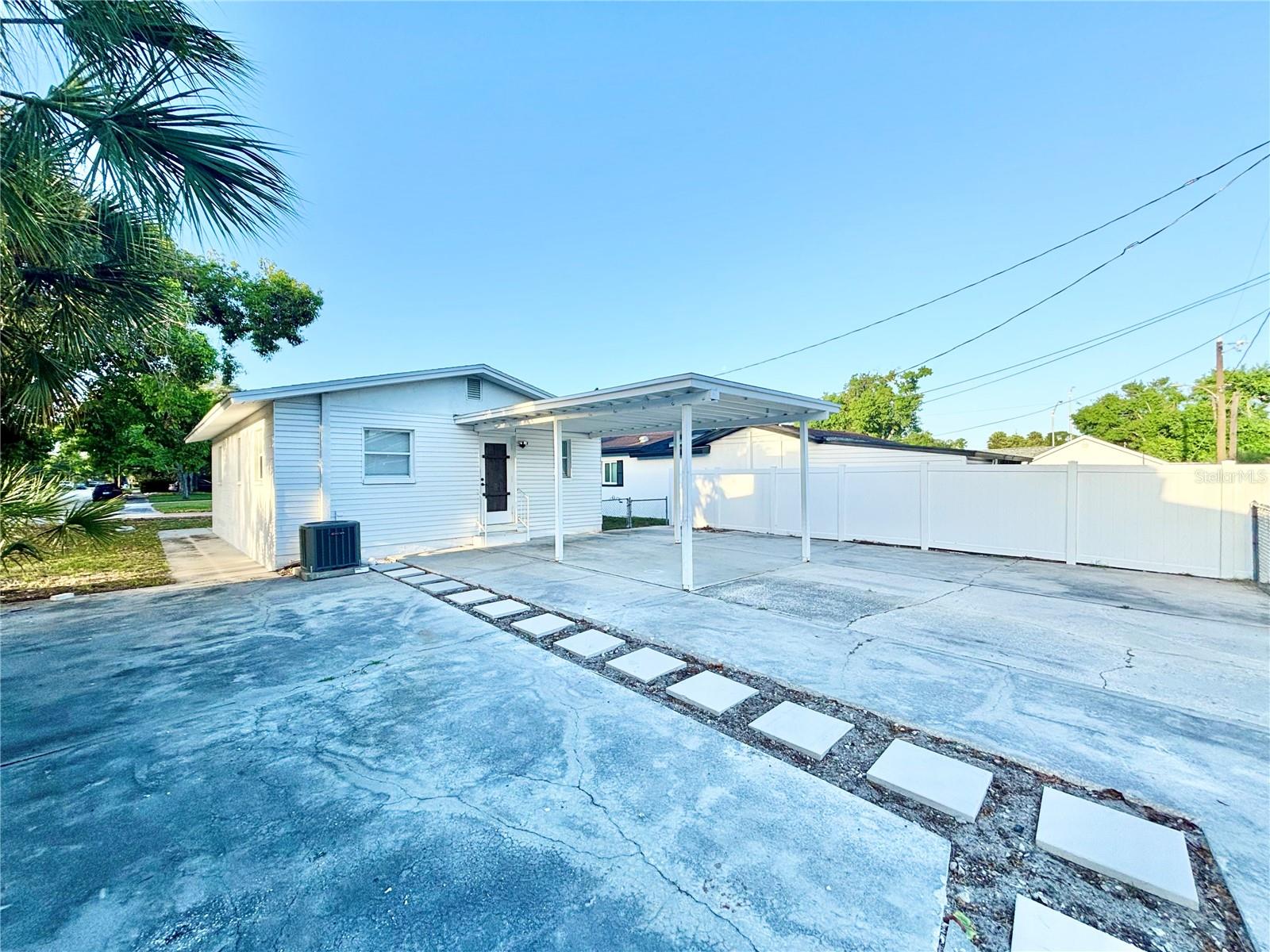 Image 18 of 18 For 2035 36th Avenue N