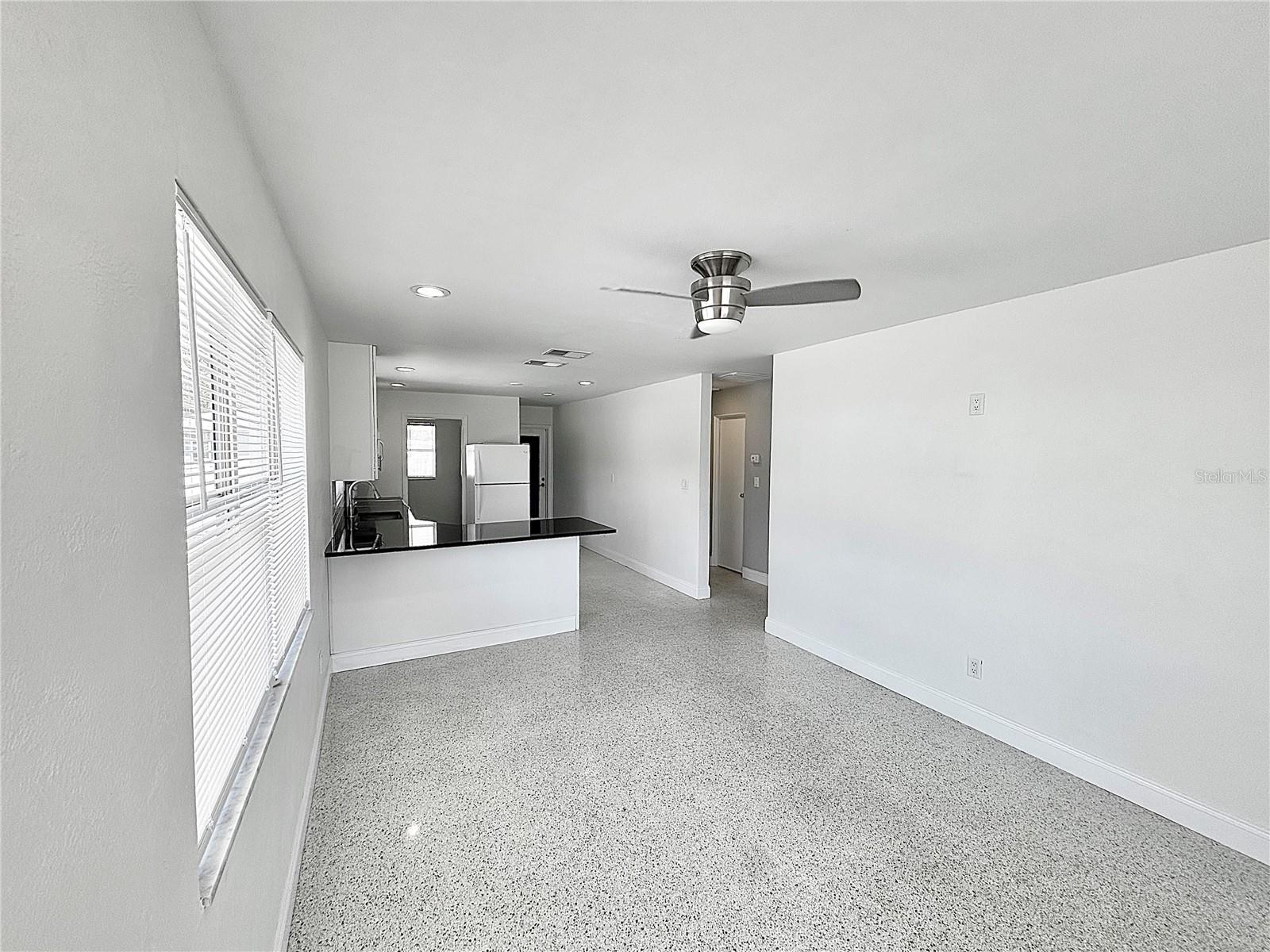 Image 4 of 18 For 2035 36th Avenue N