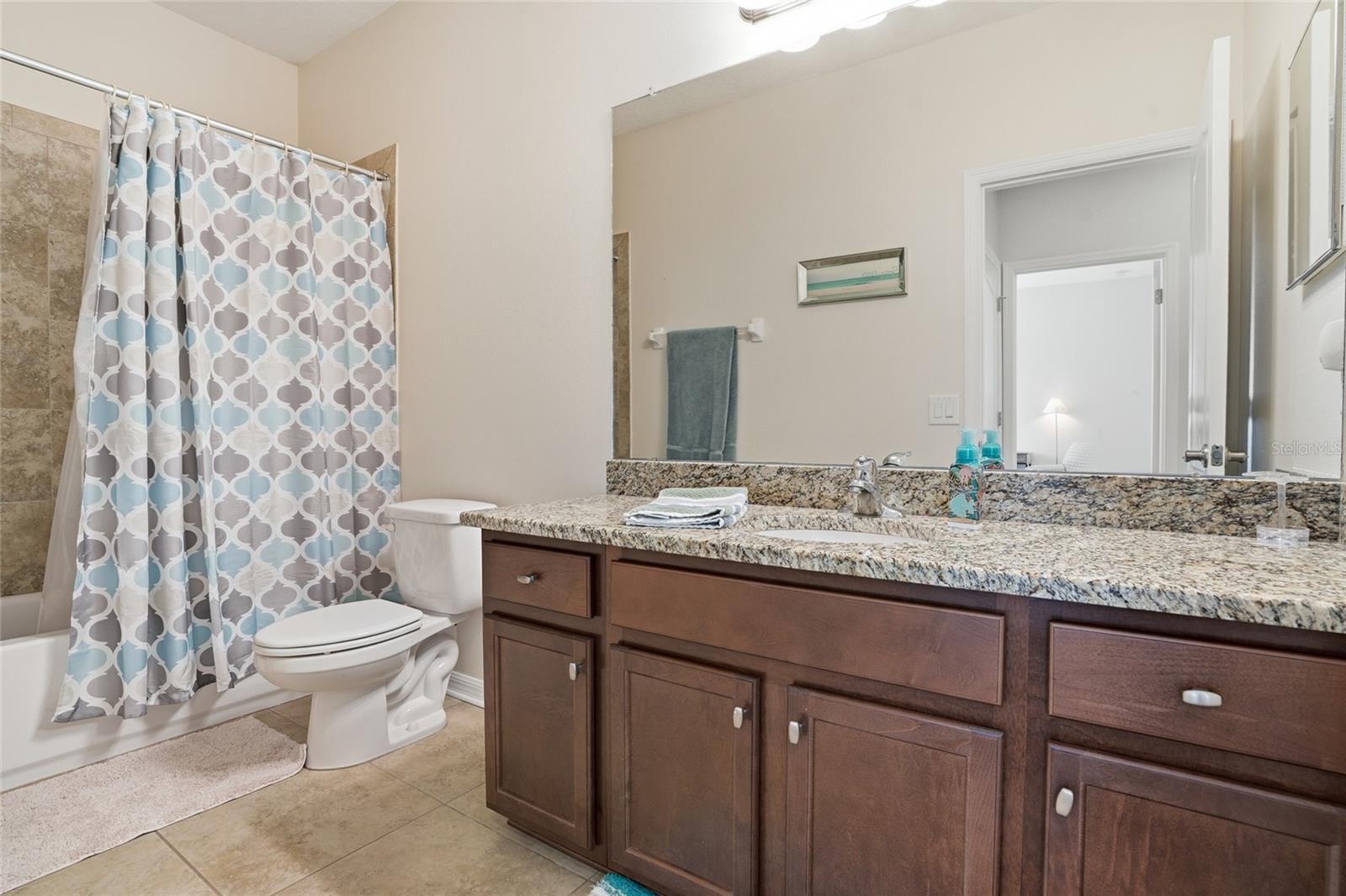 Listing photo id 30 for 4079 Windcrest Drive