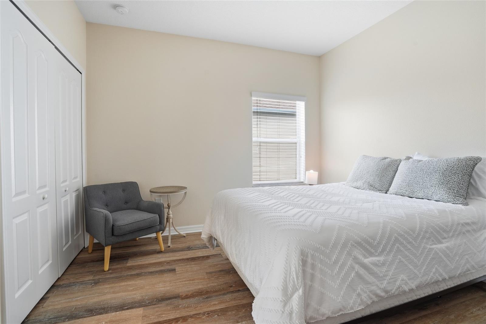 Listing photo id 31 for 4079 Windcrest Drive