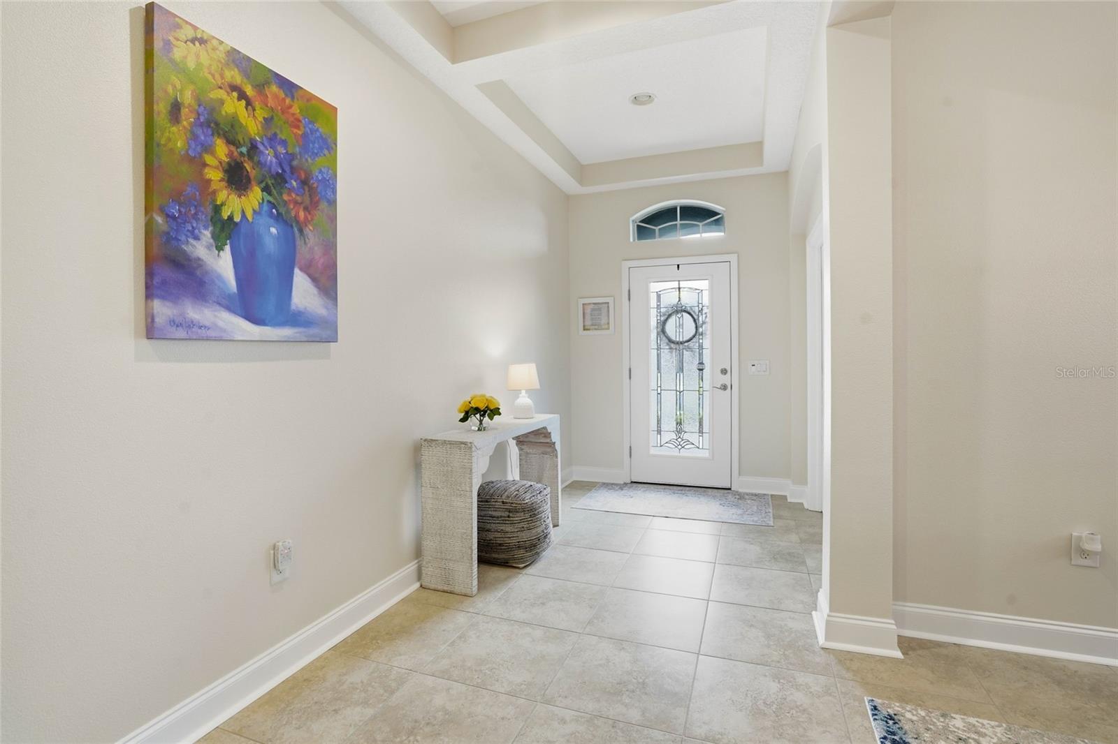 Listing photo id 4 for 4079 Windcrest Drive