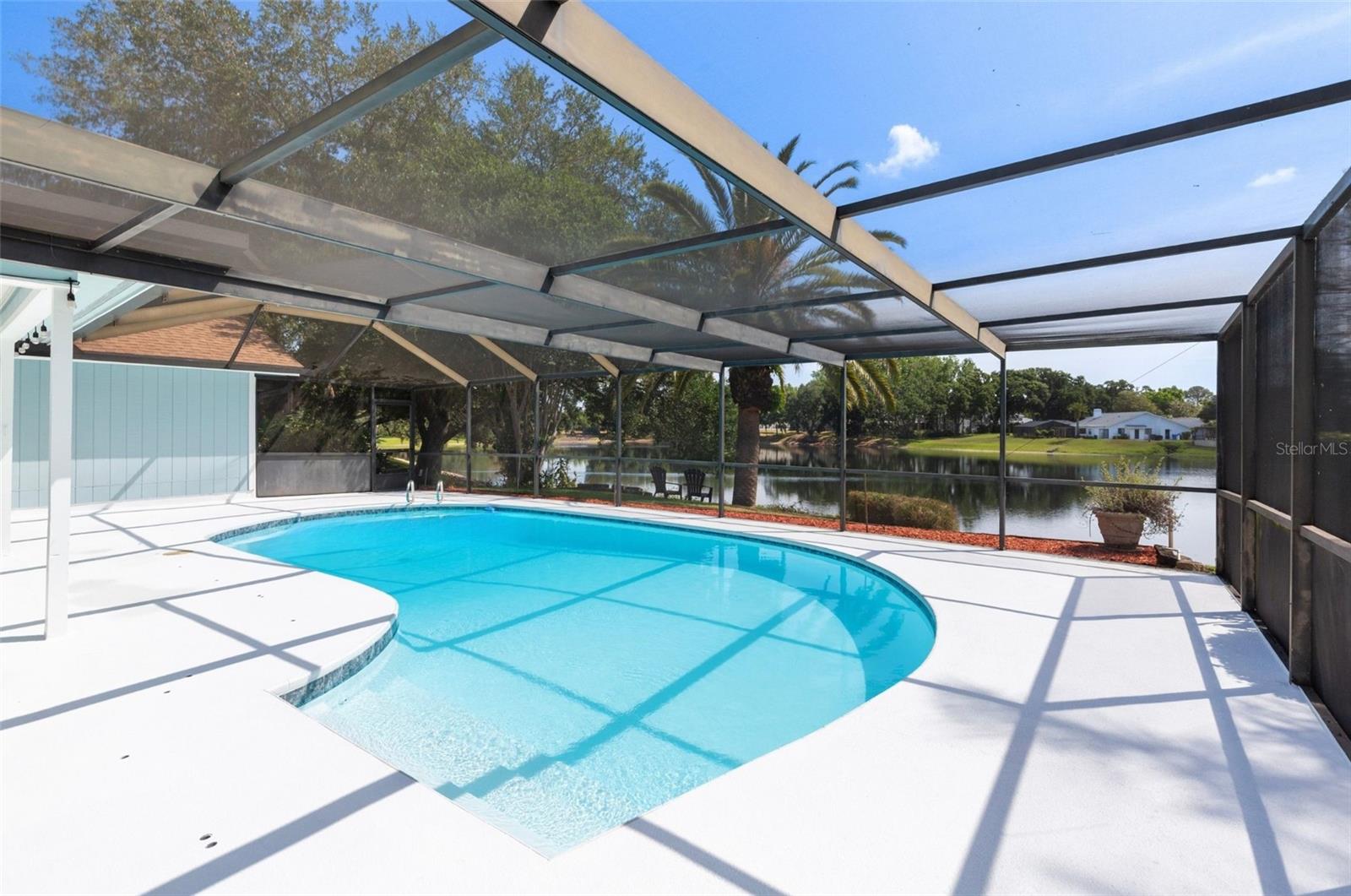 Listing photo id 36 for 5000 Lake Valencia Boulevard W