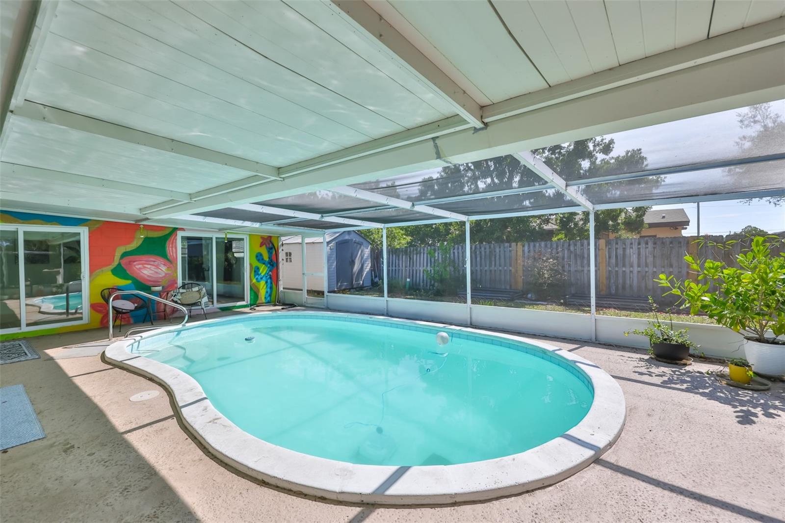 Listing photo id 23 for 8391 59th Lane N