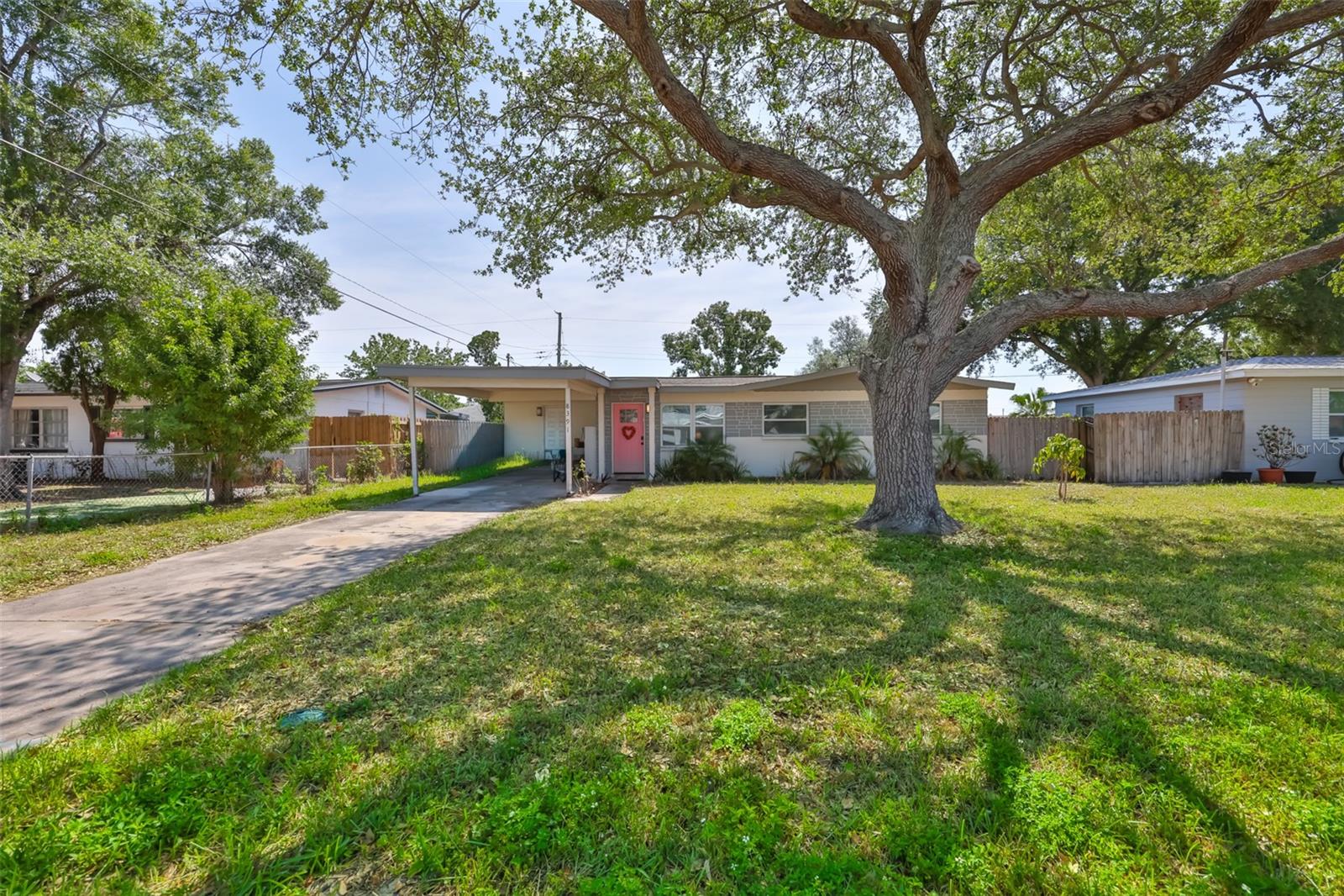 Listing photo id 30 for 8391 59th Lane N