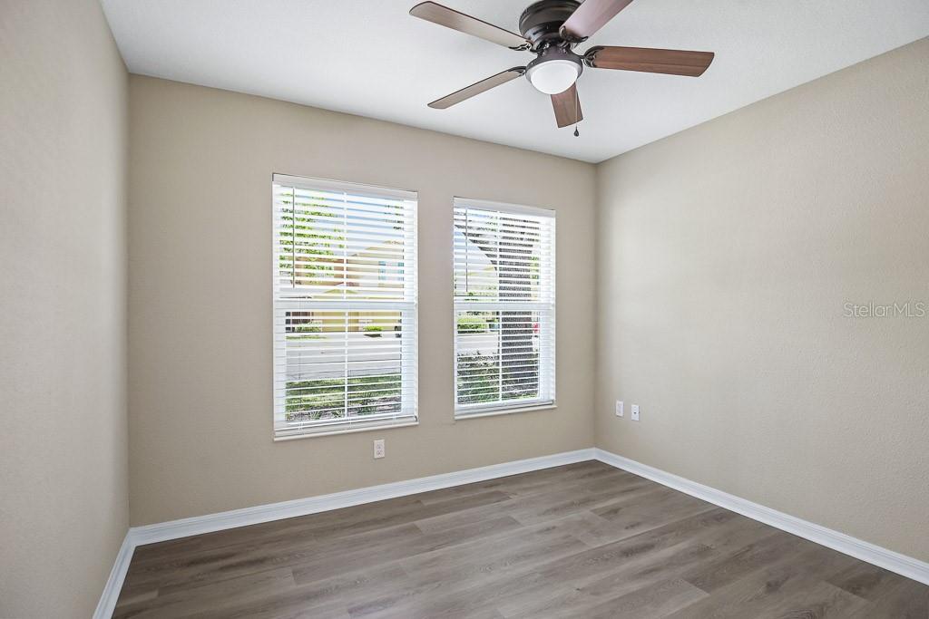 Image 13 of 28 For 10831 Johanna Avenue