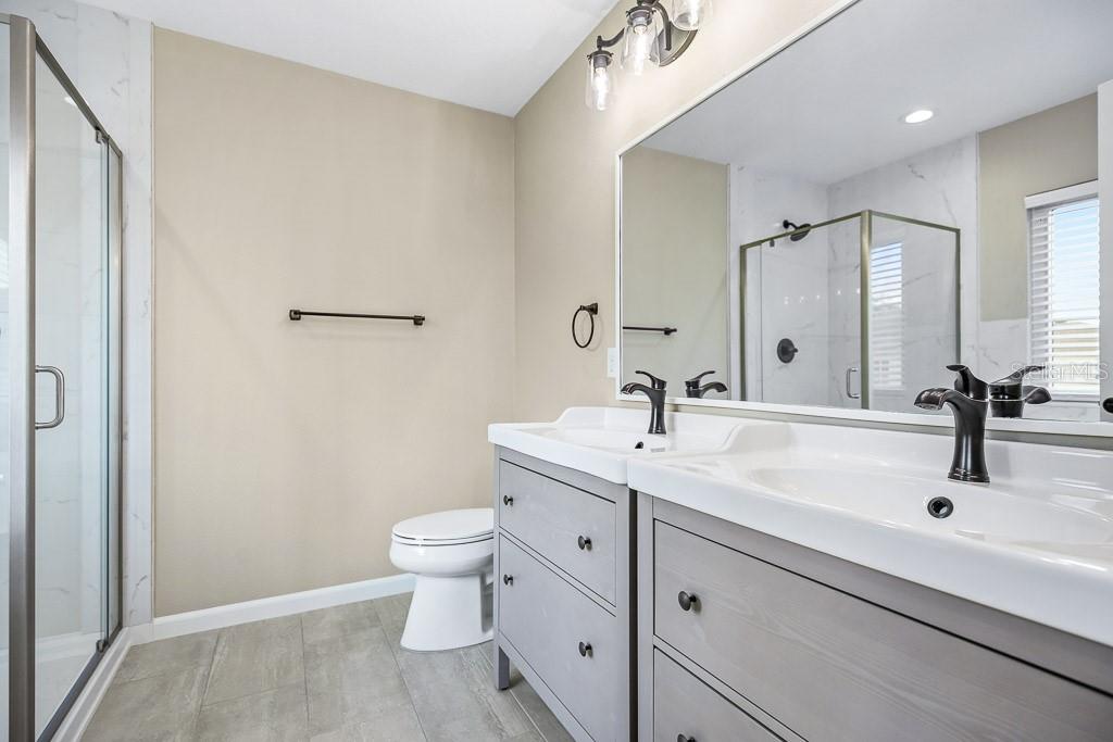 Image 19 of 28 For 10831 Johanna Avenue