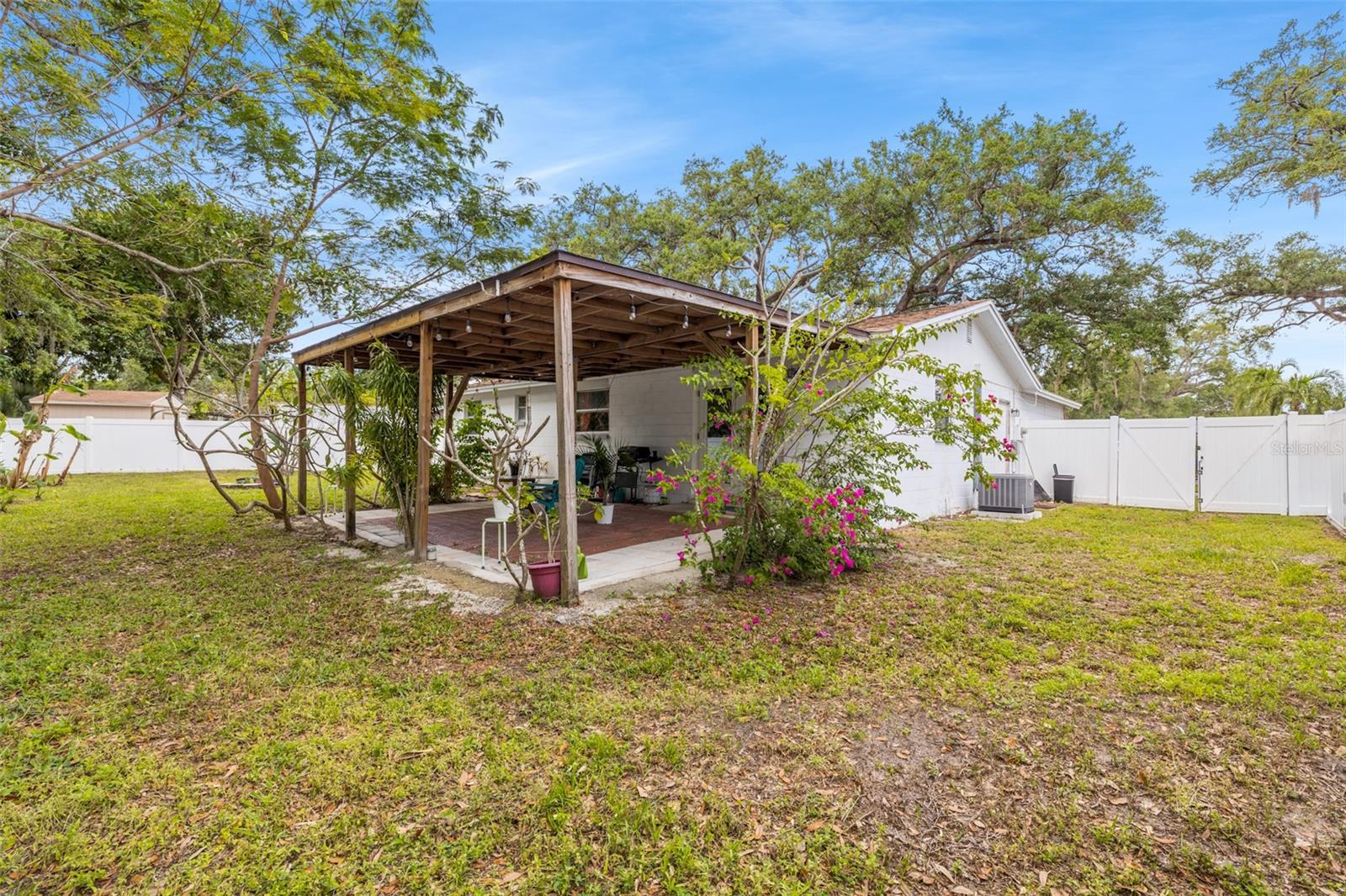 Image 16 of 23 For 5638 146th Terrace N