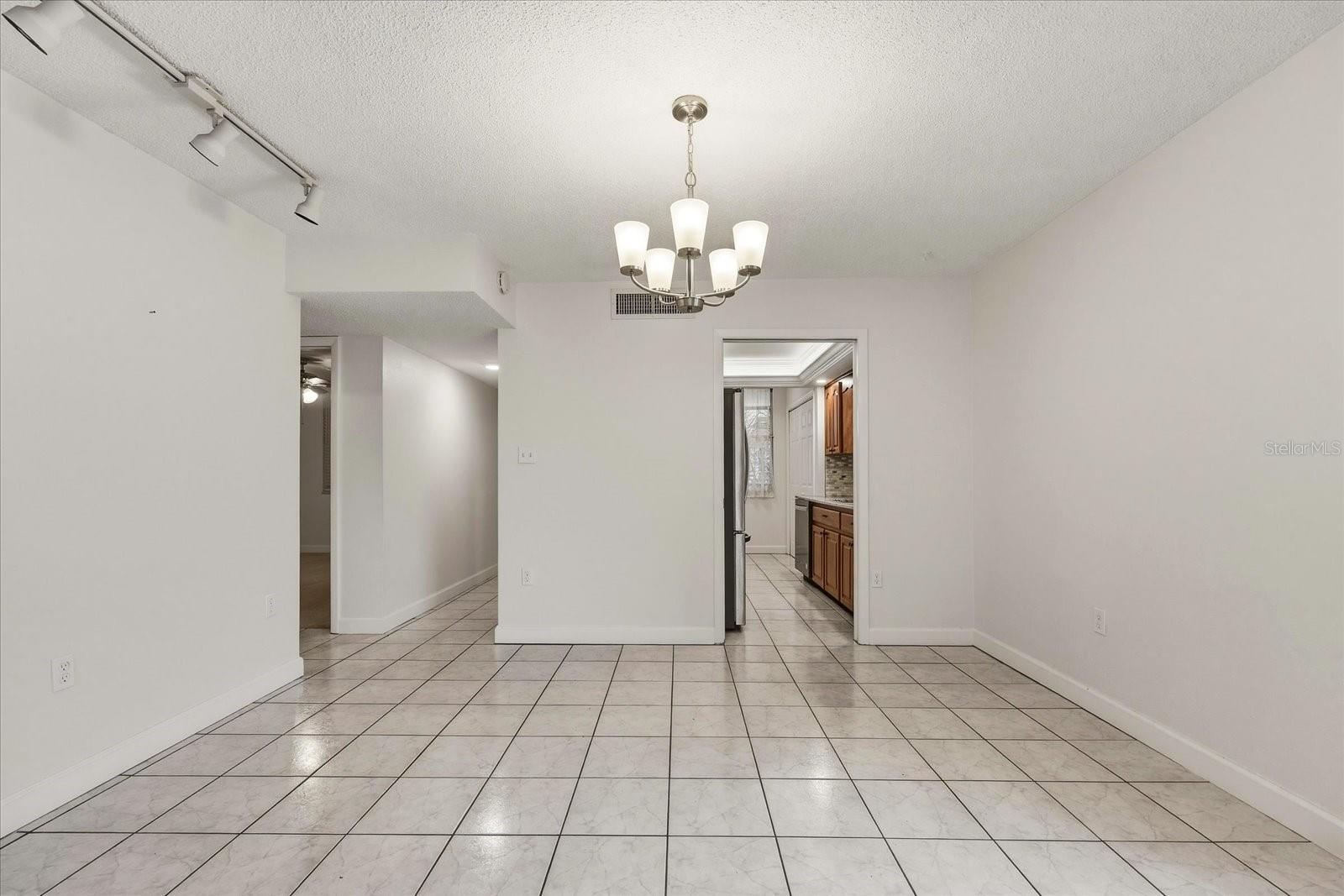 Image 16 of 42 For 2650 Pearce Drive 111