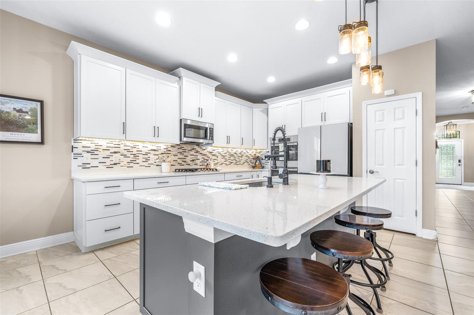 Listing photo id 14 for 21827 Billowy Jaunt Drive