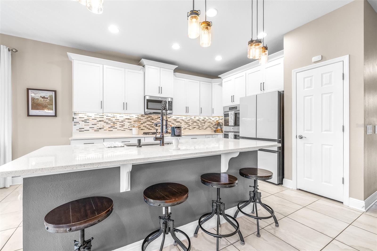 Listing photo id 15 for 21827 Billowy Jaunt Drive