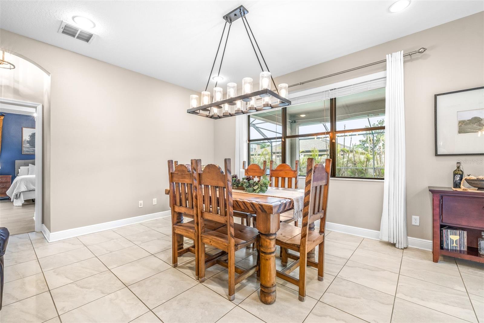 Listing photo id 22 for 21827 Billowy Jaunt Drive