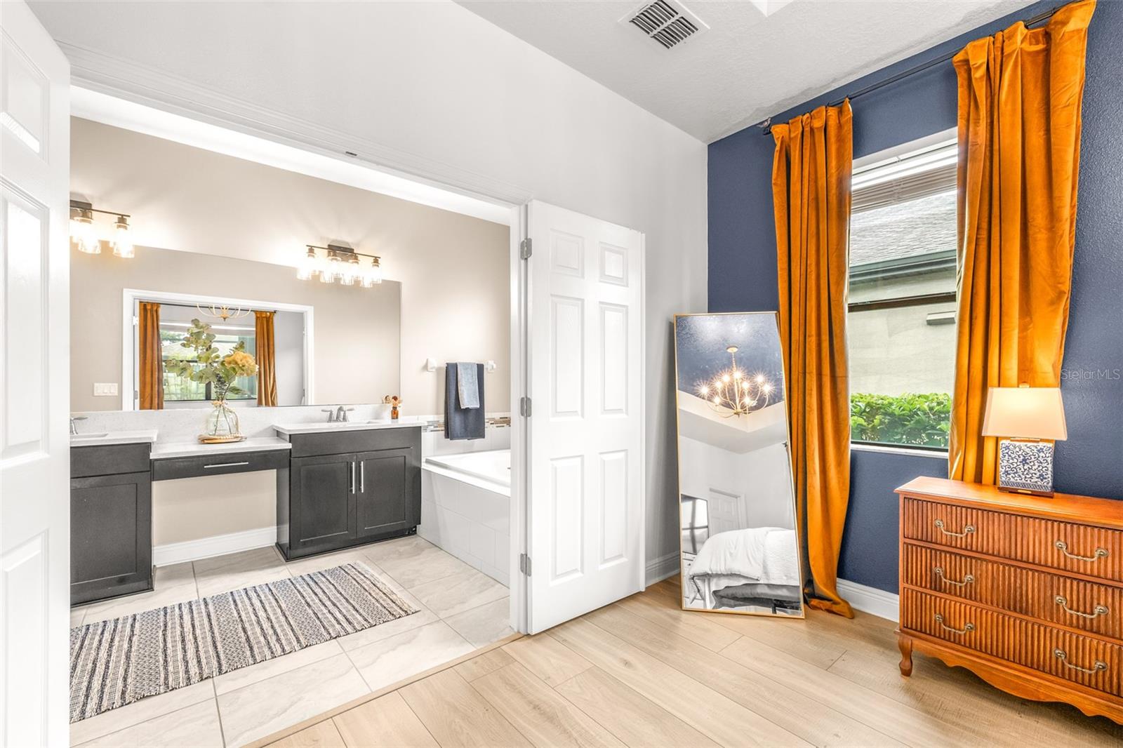 Listing photo id 27 for 21827 Billowy Jaunt Drive