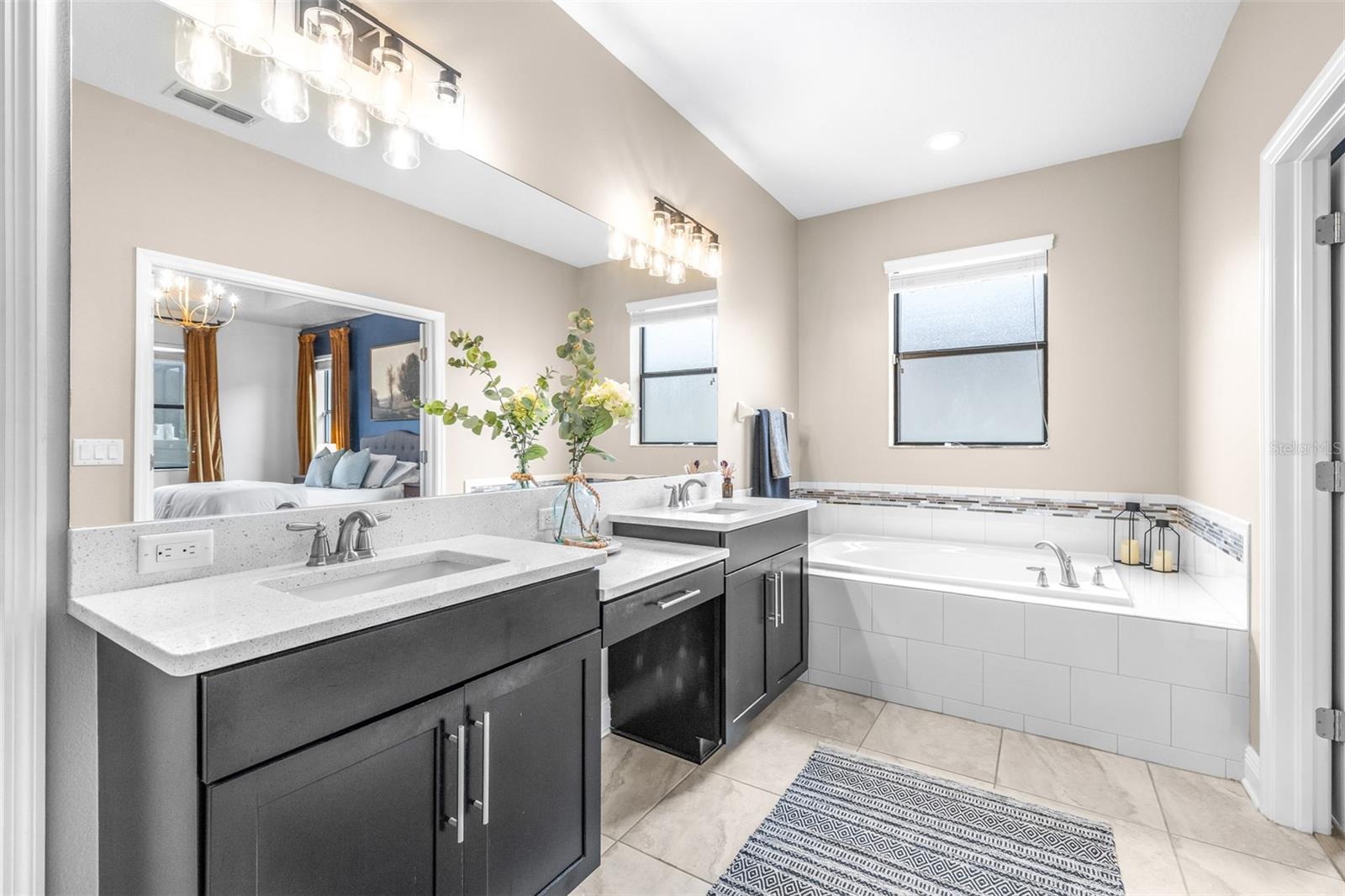 Listing photo id 29 for 21827 Billowy Jaunt Drive