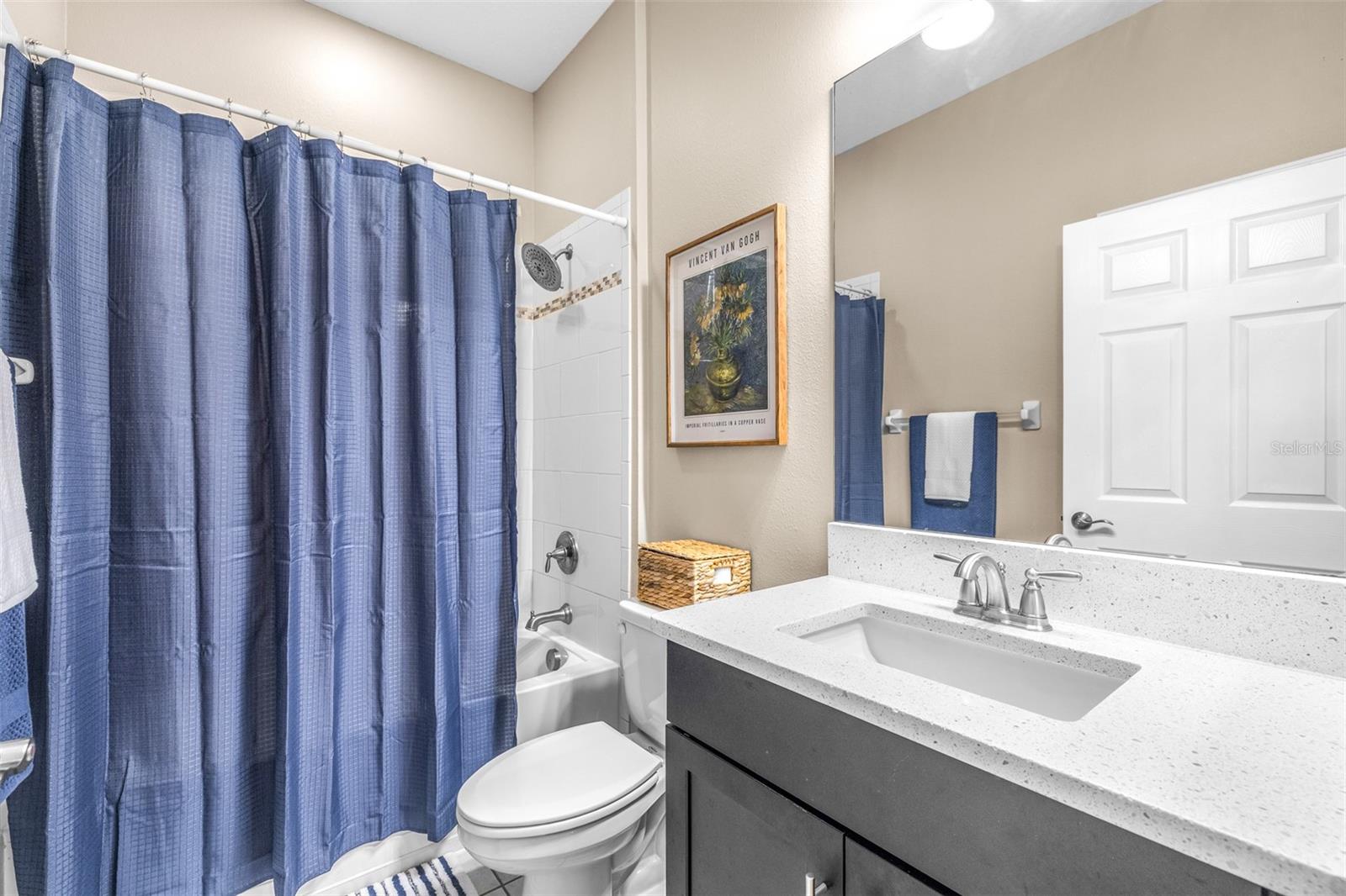 Listing photo id 35 for 21827 Billowy Jaunt Drive