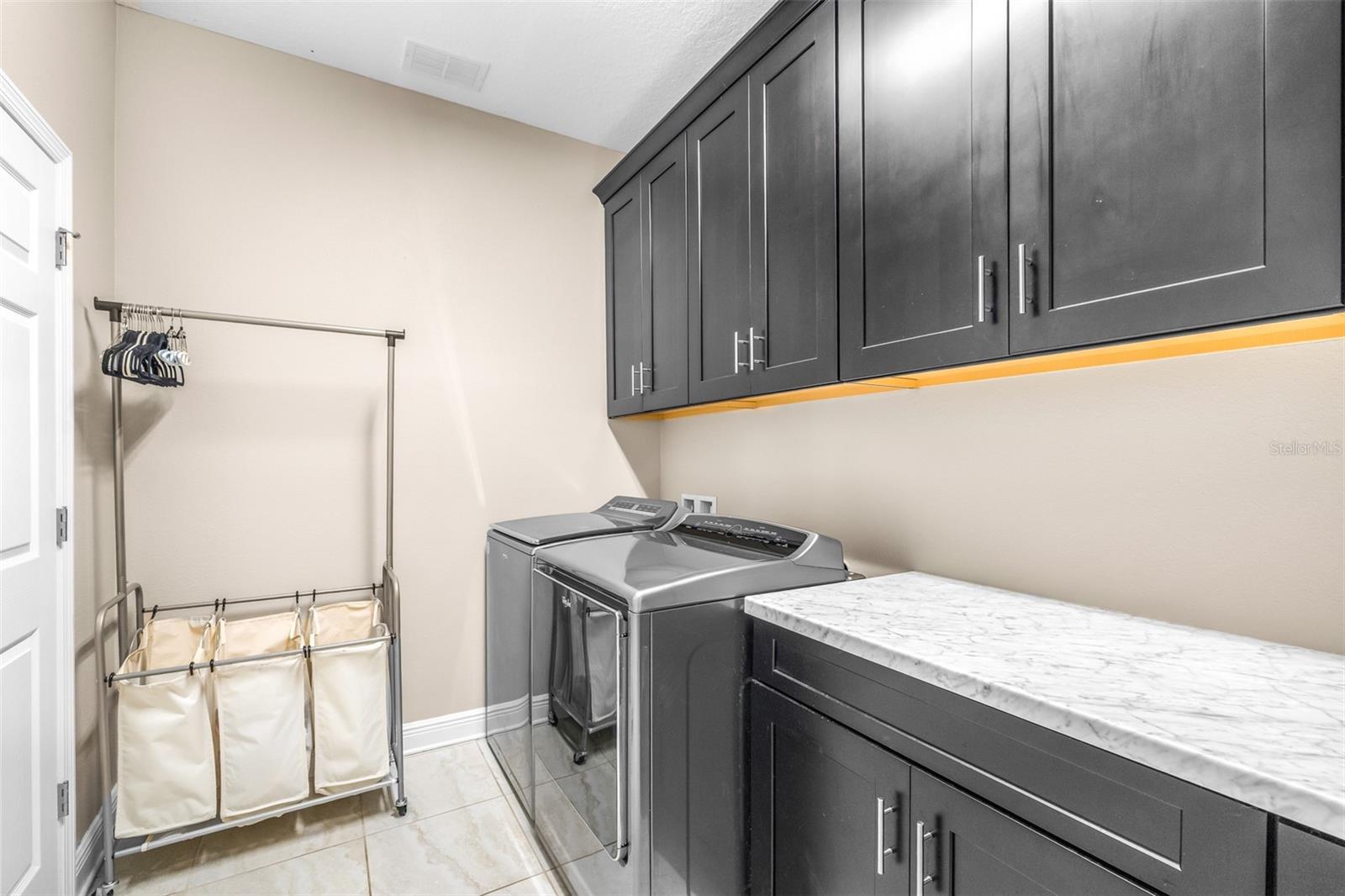 Listing photo id 42 for 21827 Billowy Jaunt Drive