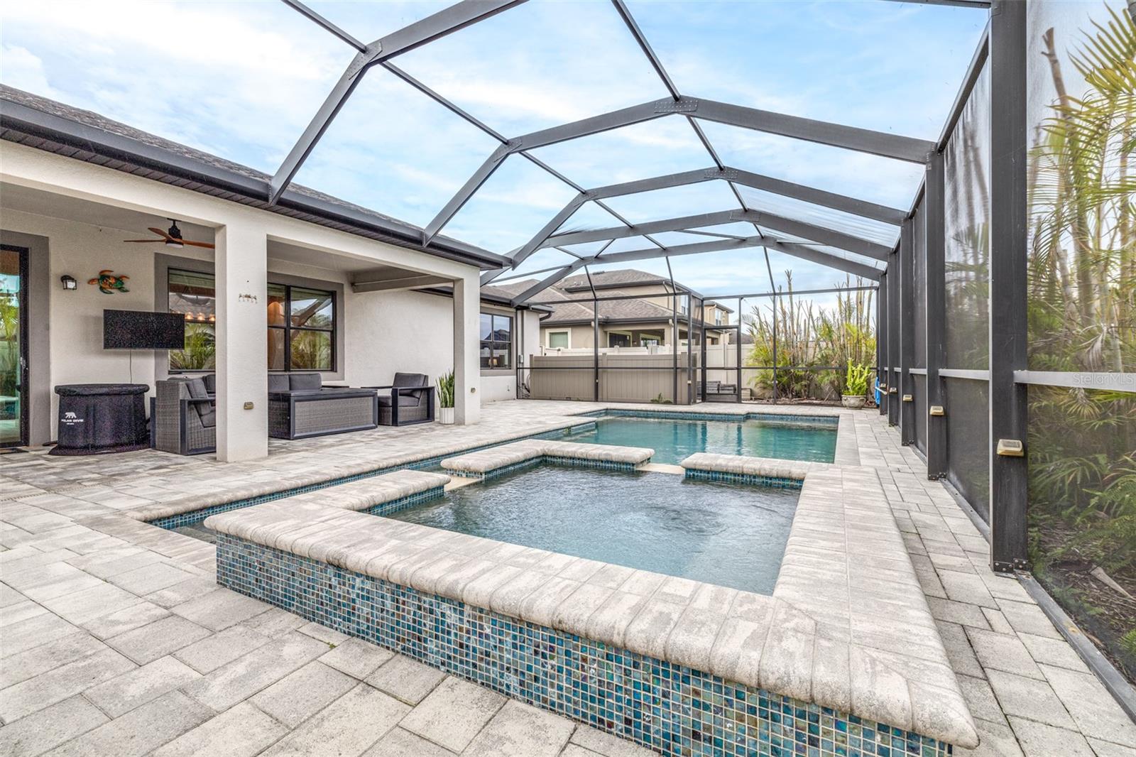 Listing photo id 47 for 21827 Billowy Jaunt Drive