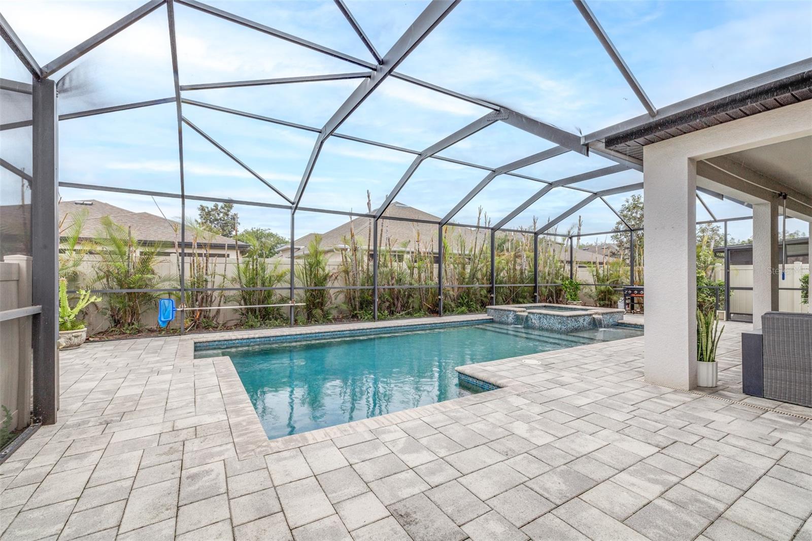 Listing photo id 50 for 21827 Billowy Jaunt Drive