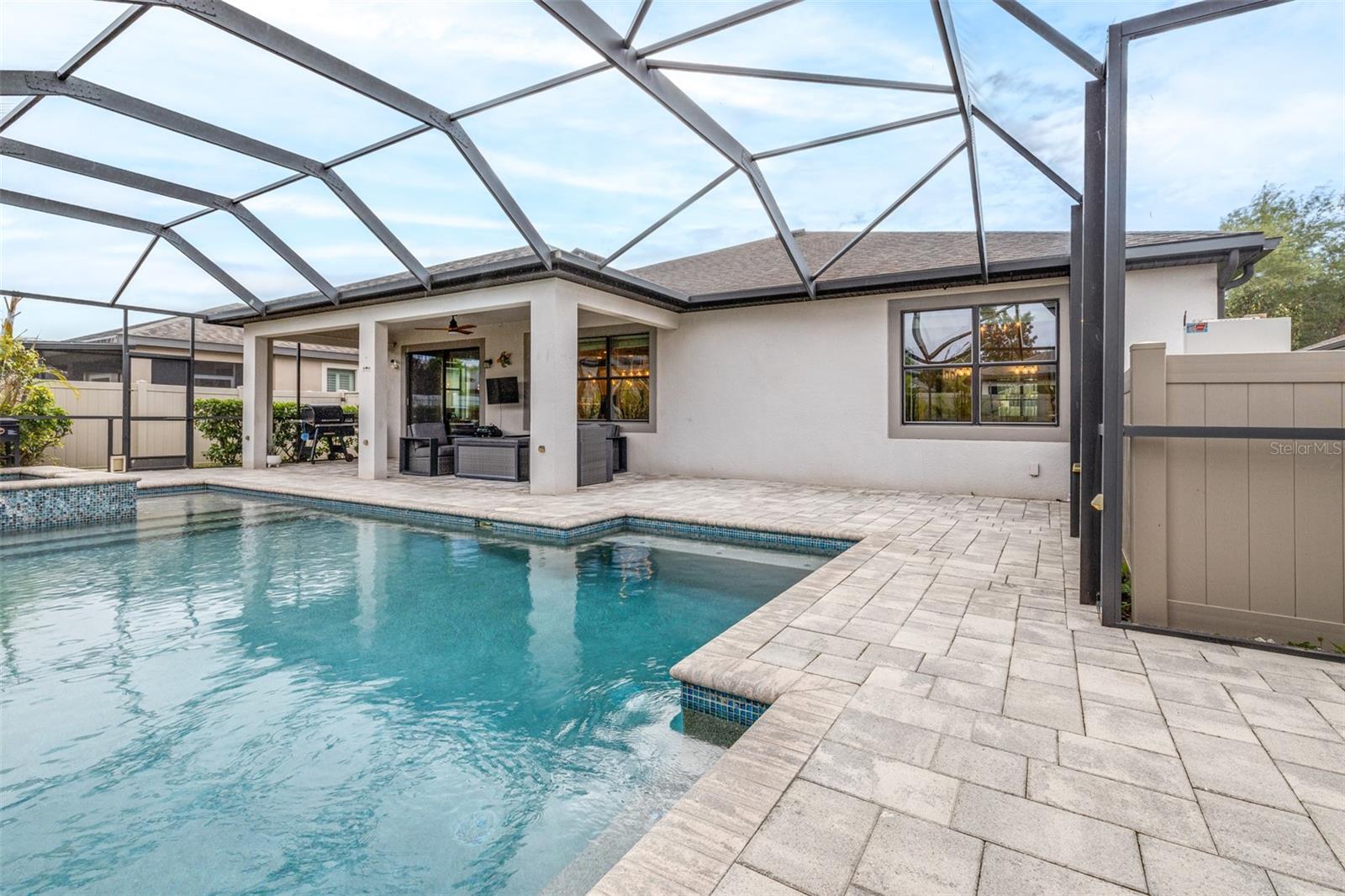 Listing photo id 51 for 21827 Billowy Jaunt Drive