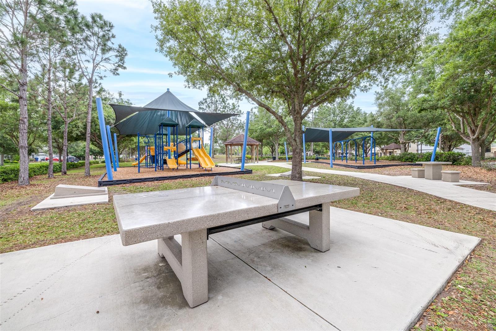 Listing photo id 58 for 21827 Billowy Jaunt Drive