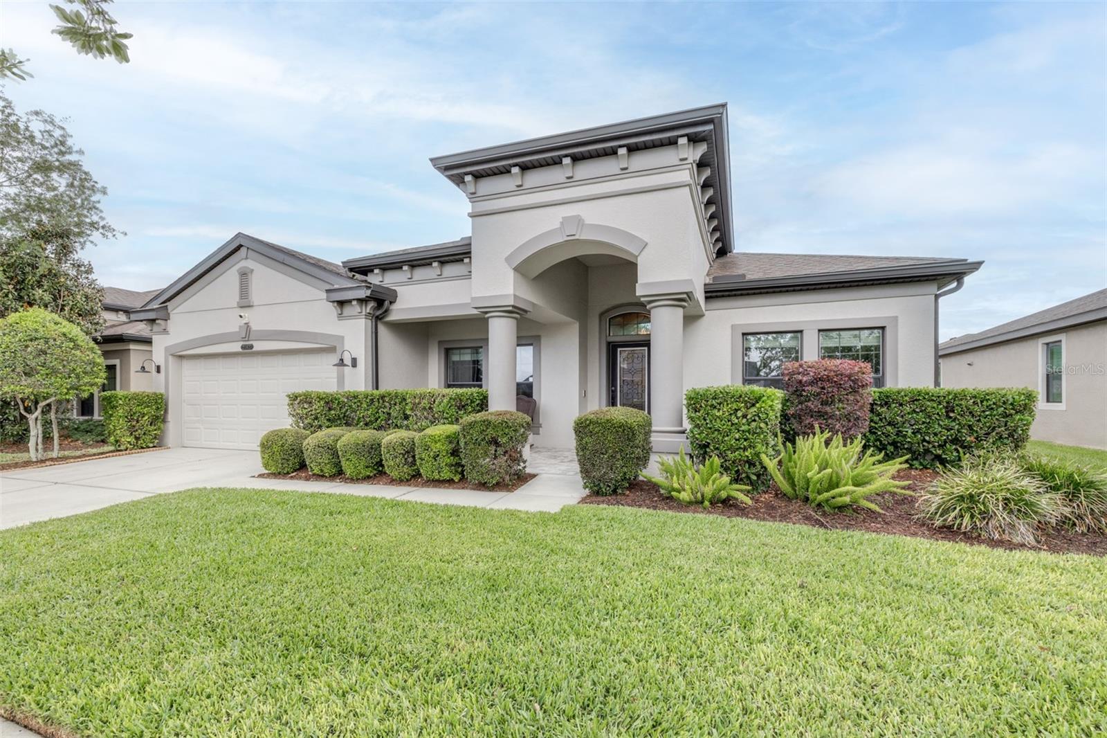 Listing photo id 5 for 21827 Billowy Jaunt Drive