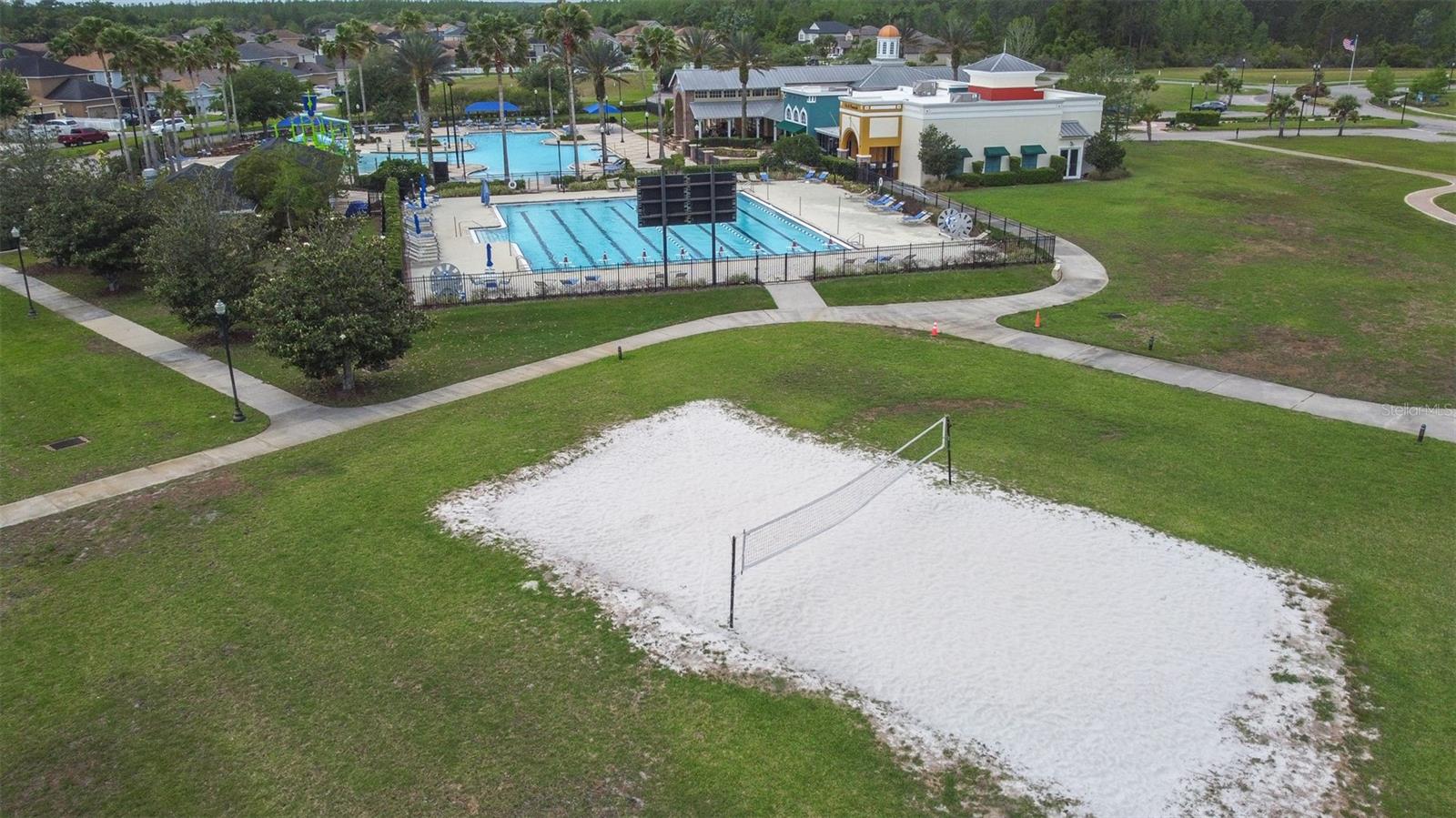 Listing photo id 68 for 21827 Billowy Jaunt Drive