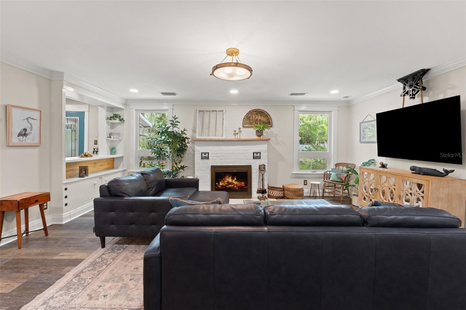 Image 21 of 93 For 6200 River Terrace