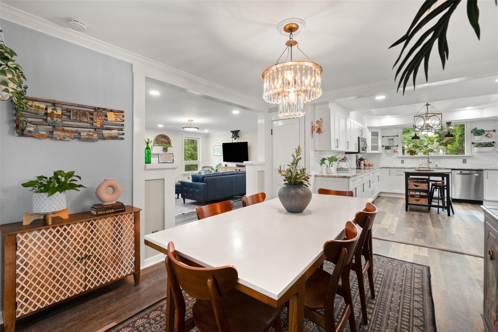 Image 25 of 93 For 6200 River Terrace