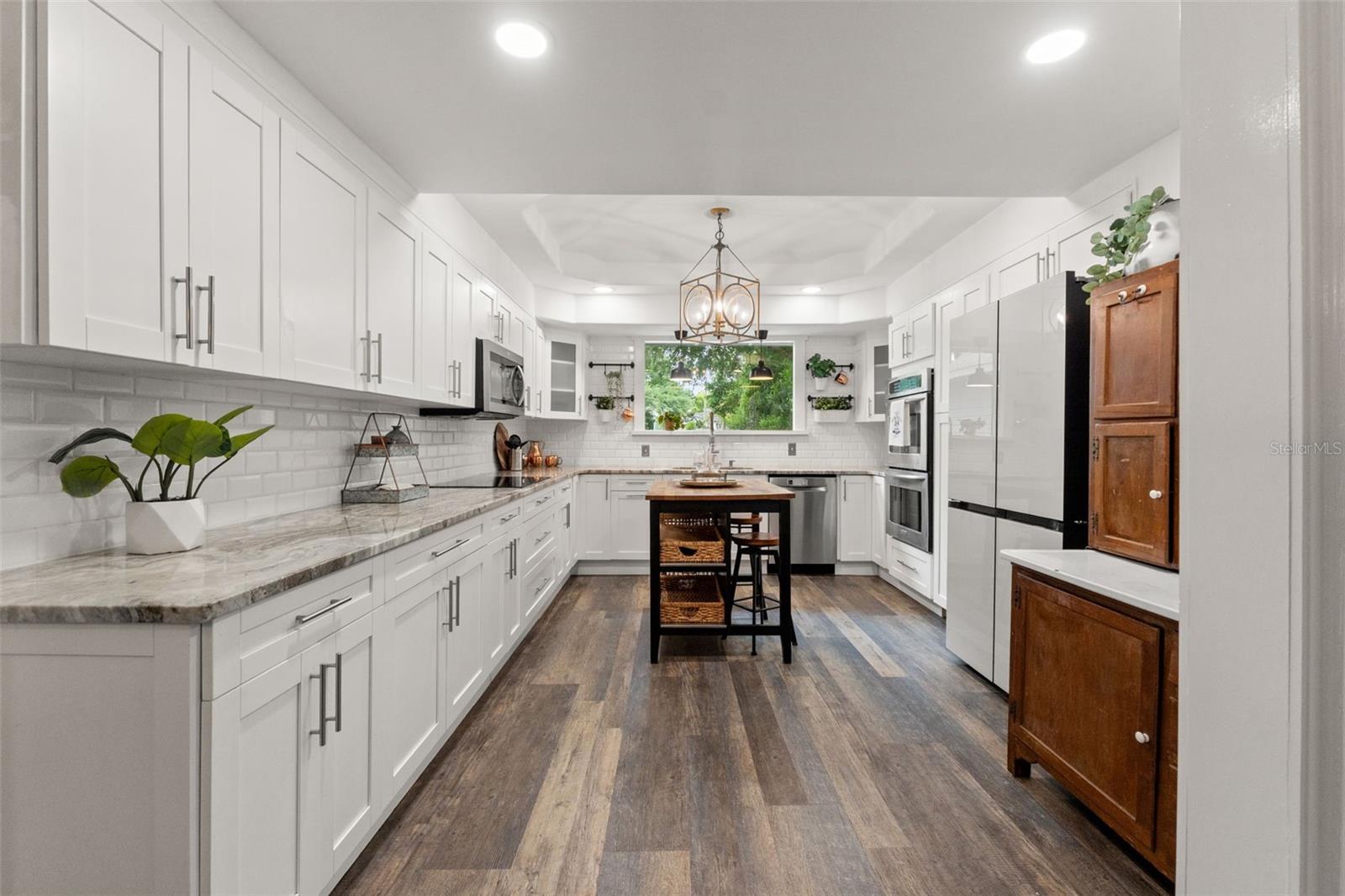 Image 26 of 93 For 6200 River Terrace