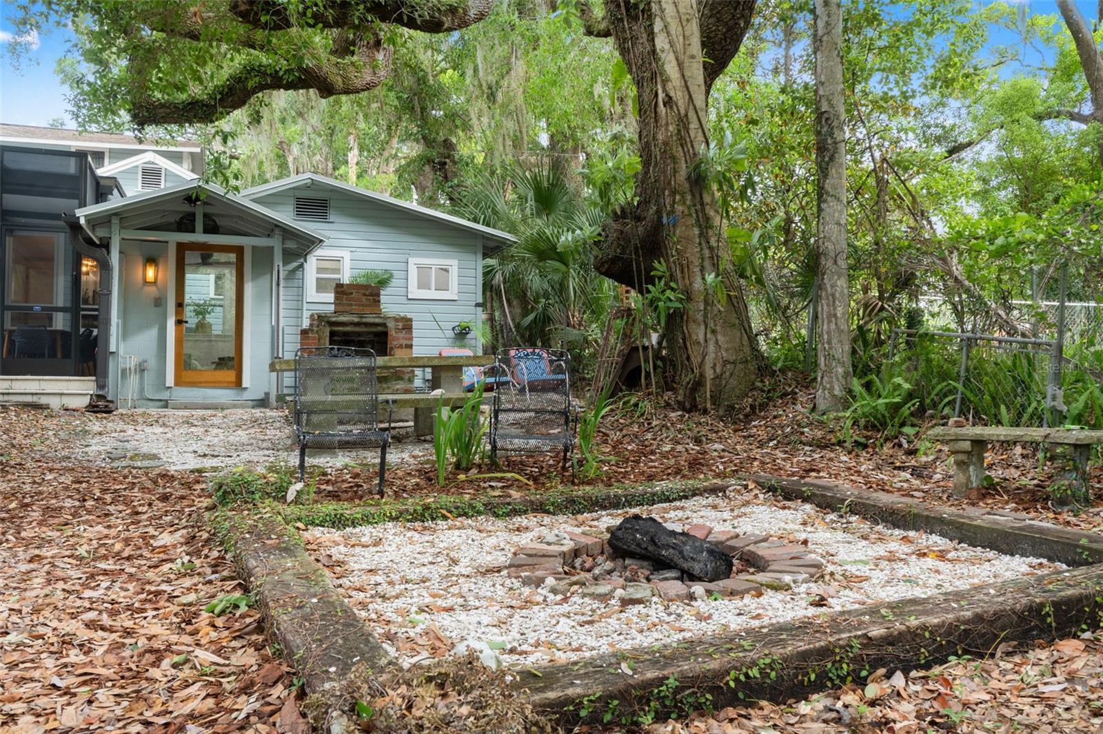 Image 85 of 93 For 6200 River Terrace