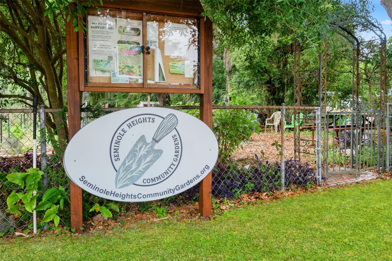 Image 86 of 93 For 6200 River Terrace