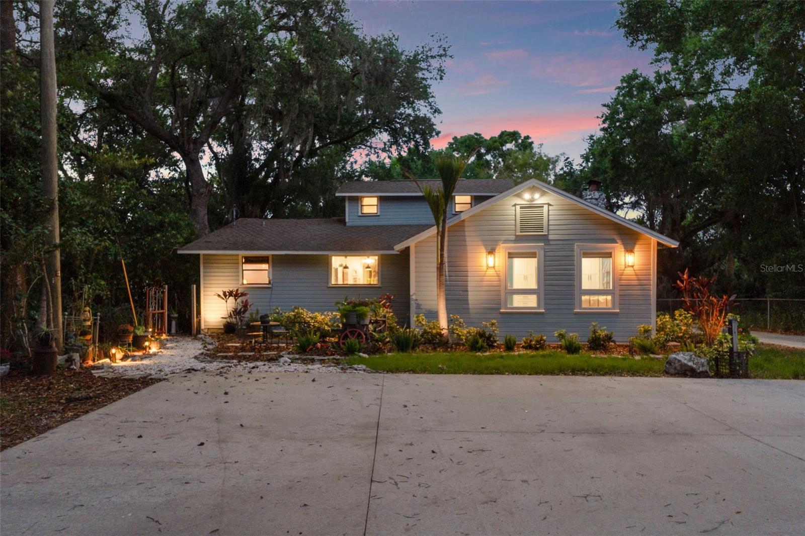 Image 93 of 93 For 6200 River Terrace