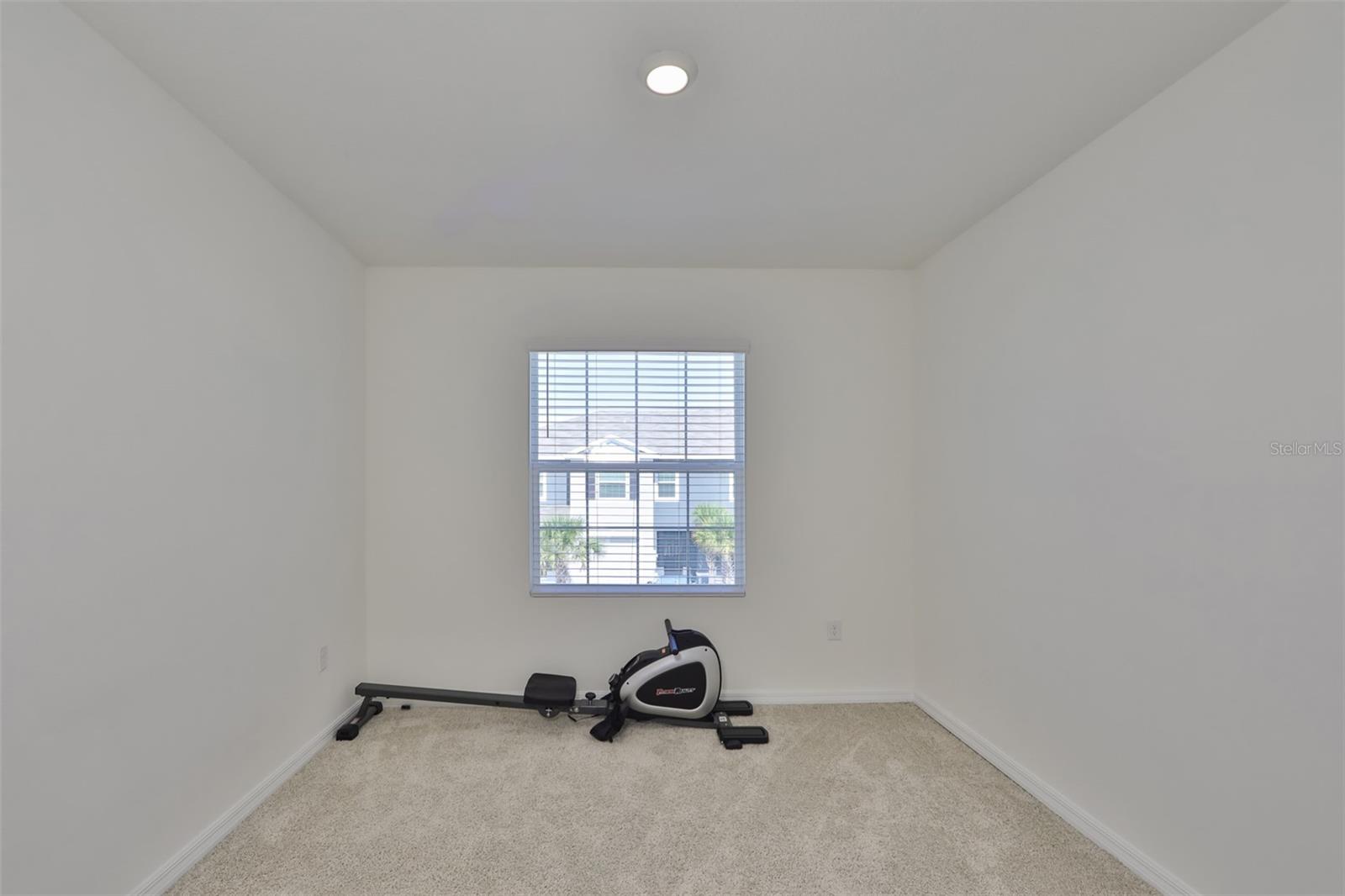 Image 18 of 33 For 3225 Pleasant Willow Court