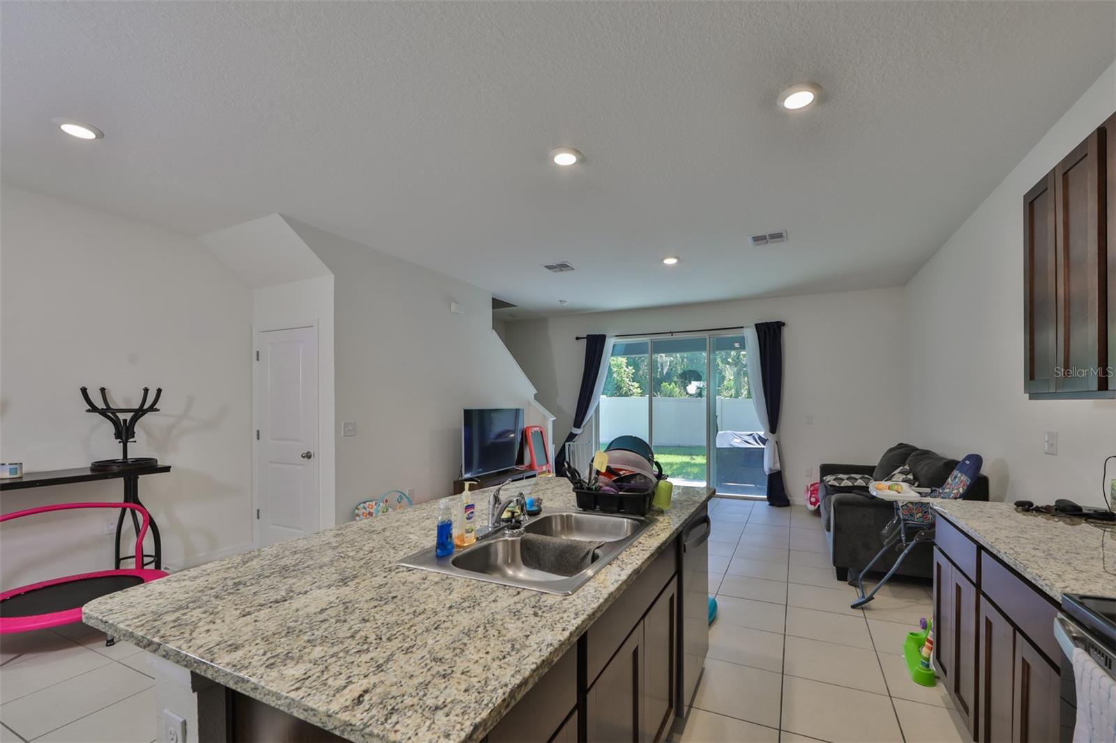 Image 4 of 33 For 3225 Pleasant Willow Court