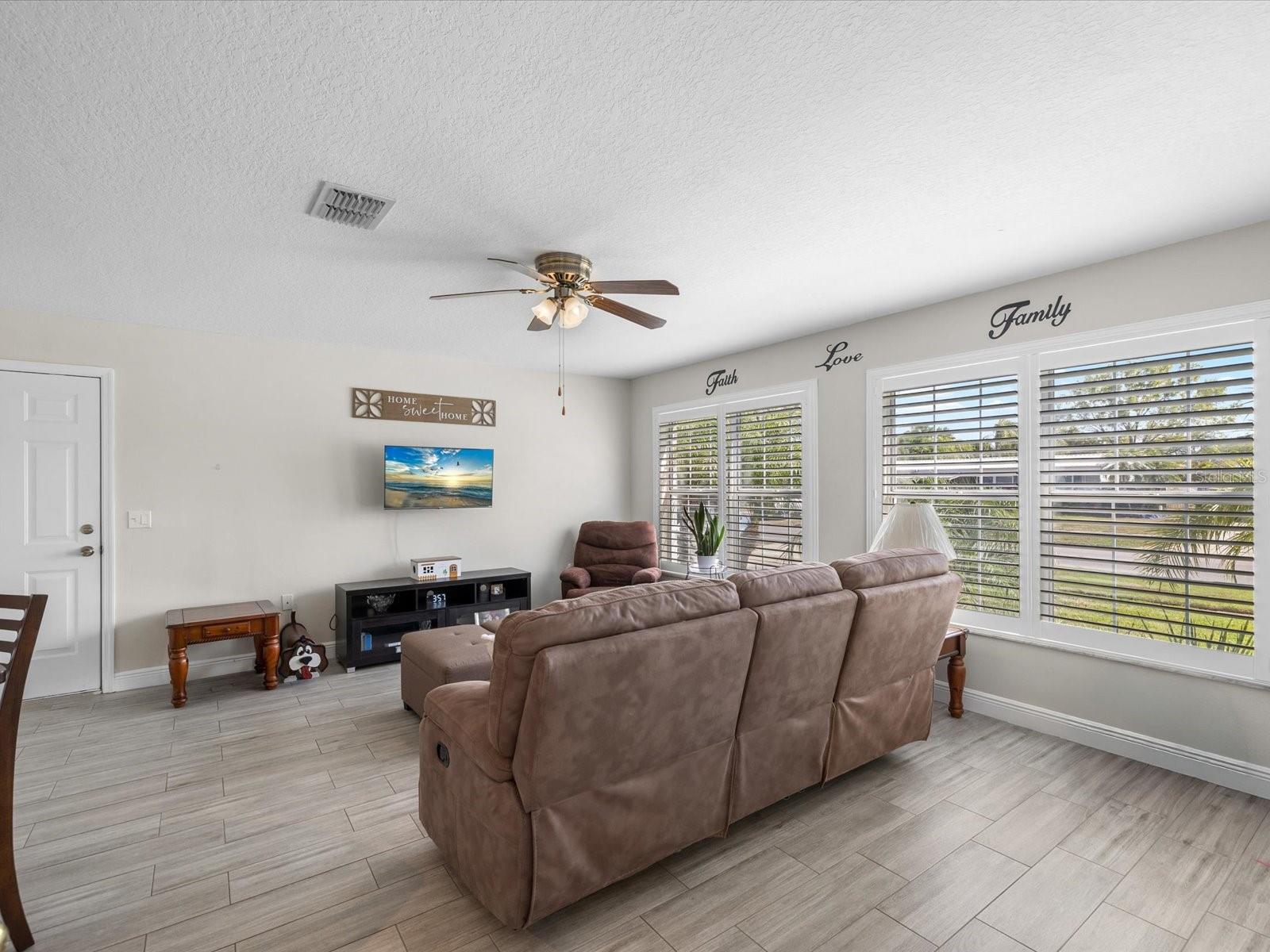 Image 19 of 89 For 4411 Oklahoma Avenue