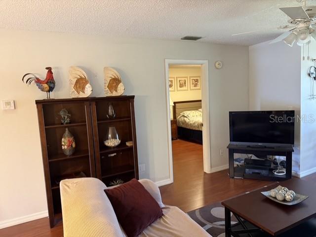 Image 6 of 22 For 1100 East Bay Drive 89