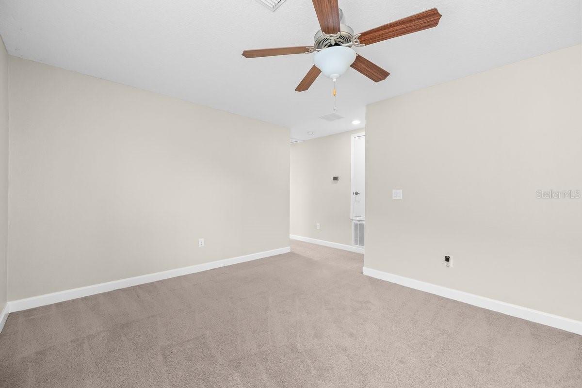 Image 15 of 37 For 10153 Newminster Loop