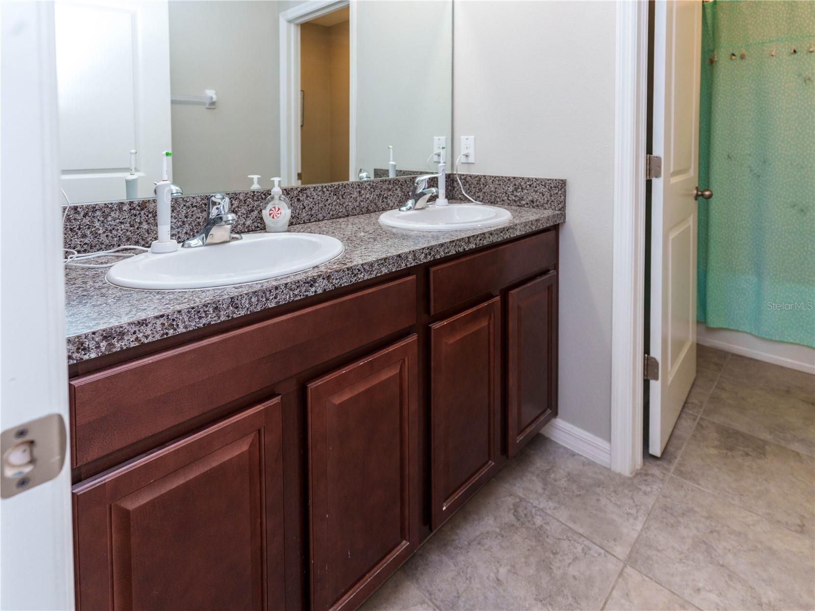 Image 23 of 57 For 4321 Globe Thistle Drive