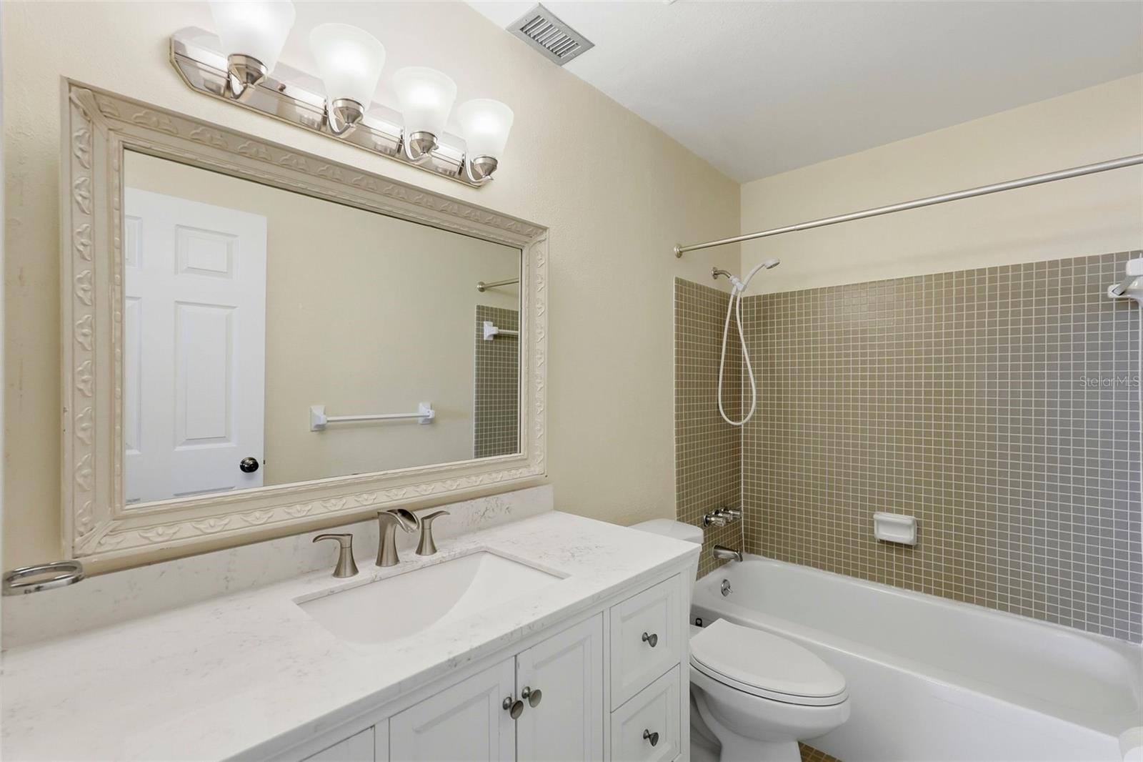 Image 18 of 27 For 350 79th Avenue N 122