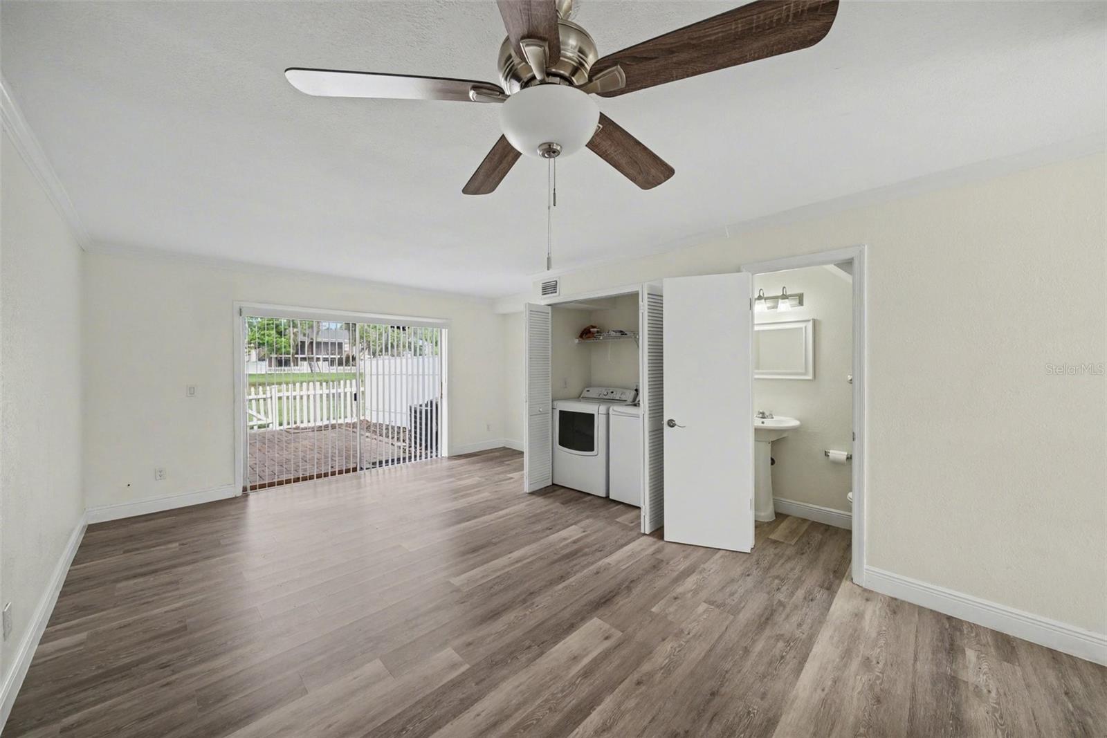 Image 10 of 32 For 13708 Orange Sunset Drive