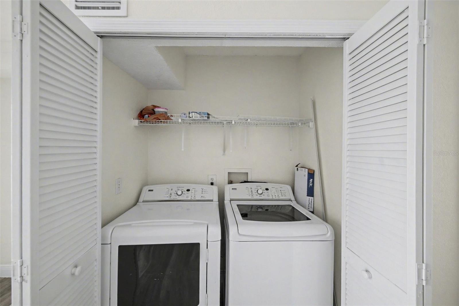 Image 25 of 32 For 13708 Orange Sunset Drive