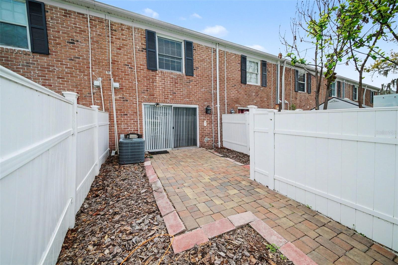 Image 26 of 32 For 13708 Orange Sunset Drive