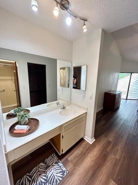 Image 14 of 20 For 11743 Rolling Pine Lane