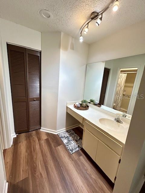 Image 15 of 20 For 11743 Rolling Pine Lane