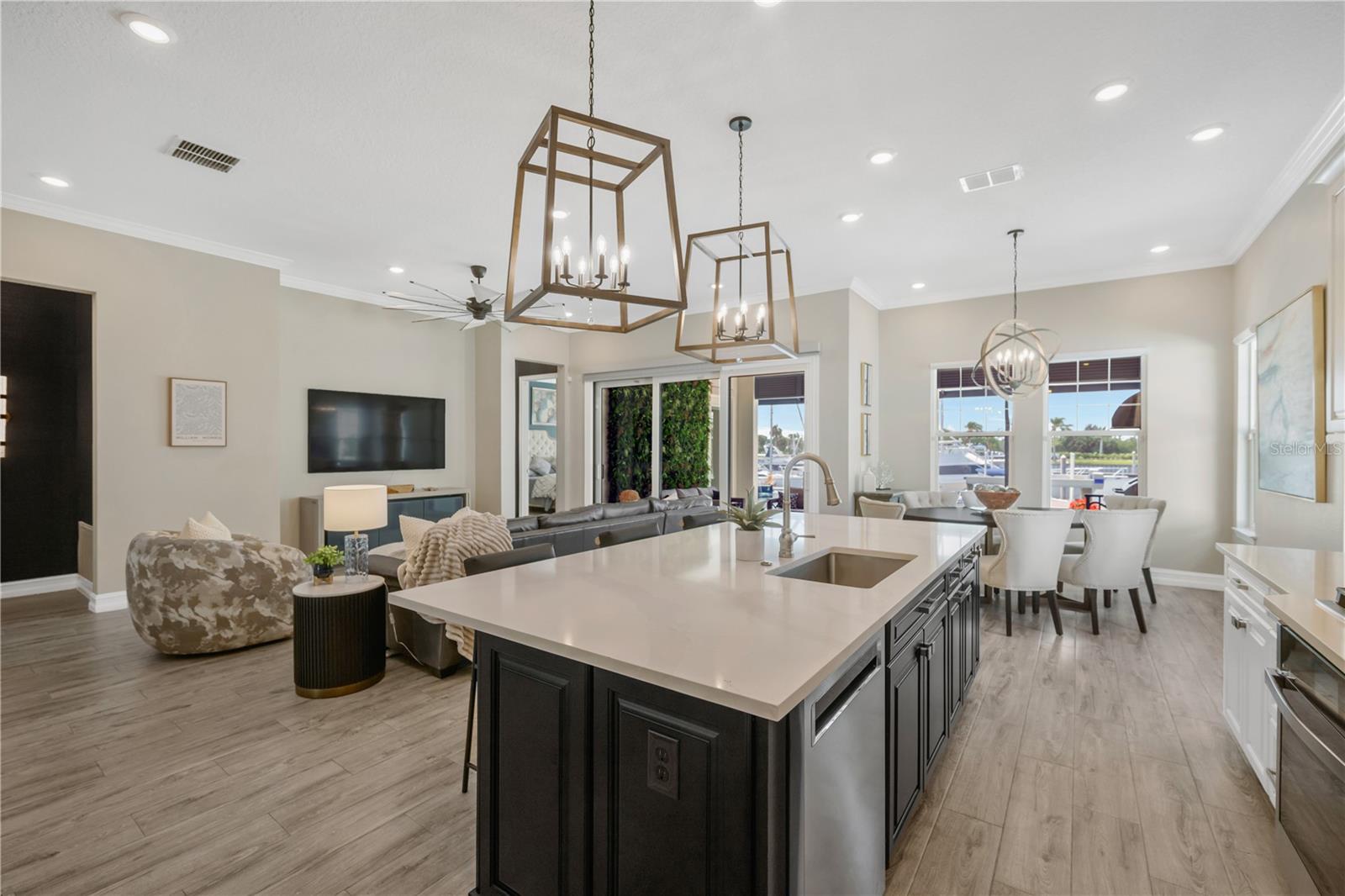 Image 8 of 45 For 3034 Christophers Watch Lane